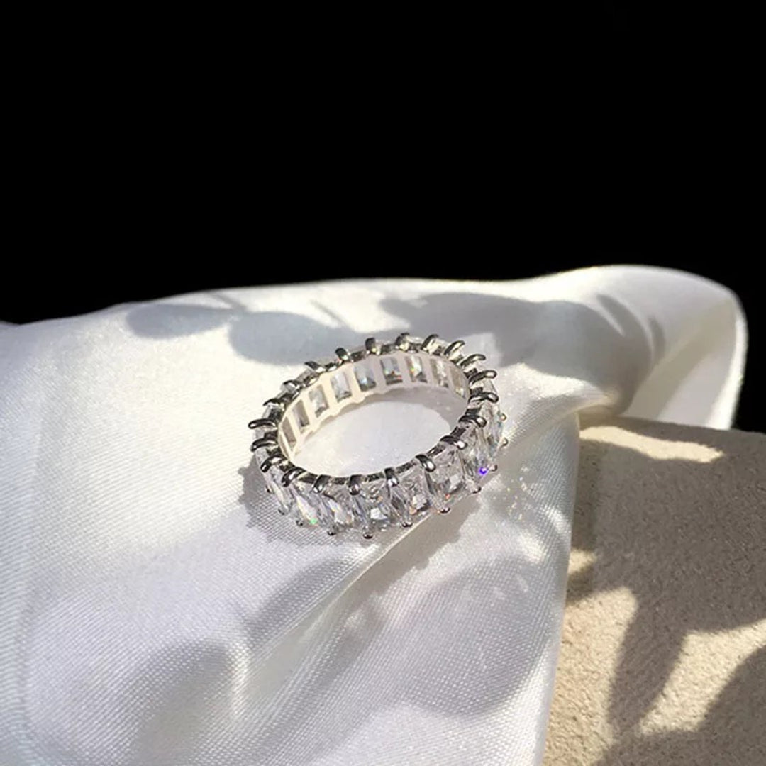 Glitz Blings Facebook ad