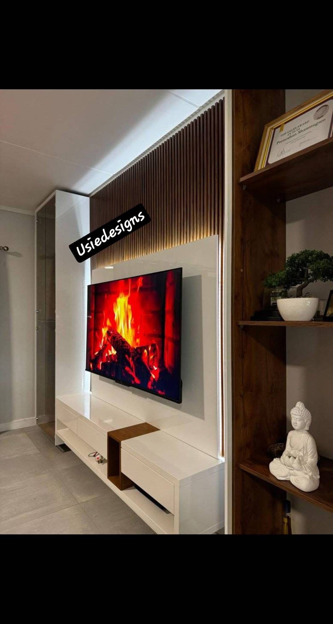 Usiedesigns Facebook ad: Another happy client in Durbanville