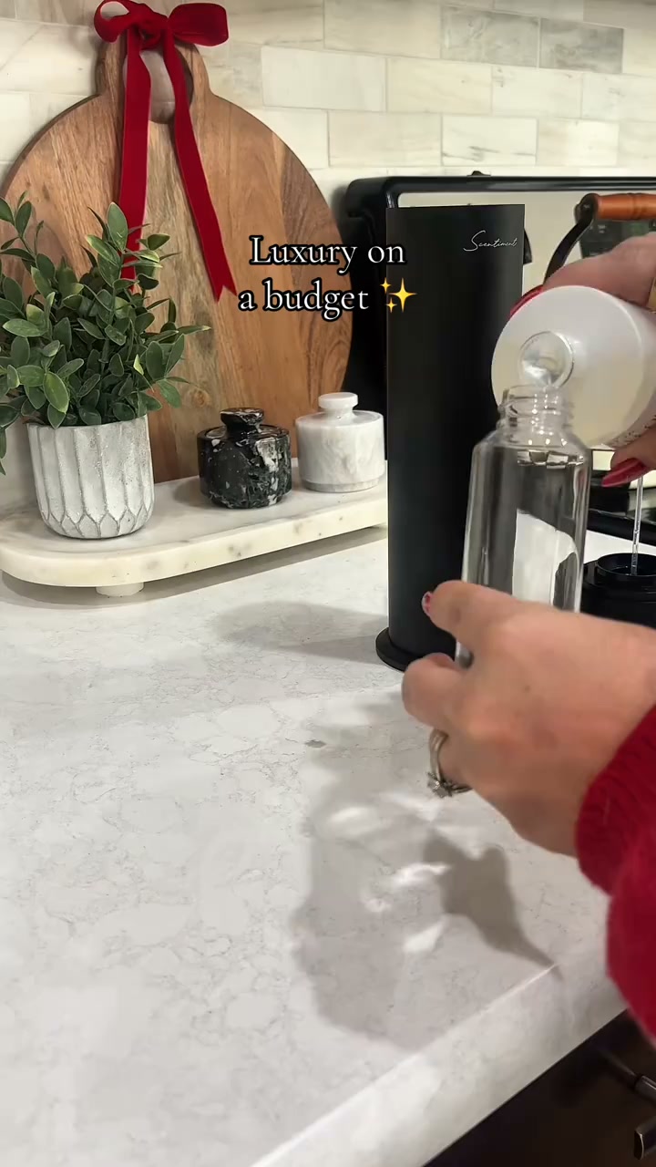 Amyandmadisonofficial Facebook ad: Make Your House Smell Like You Don't Have Dogs