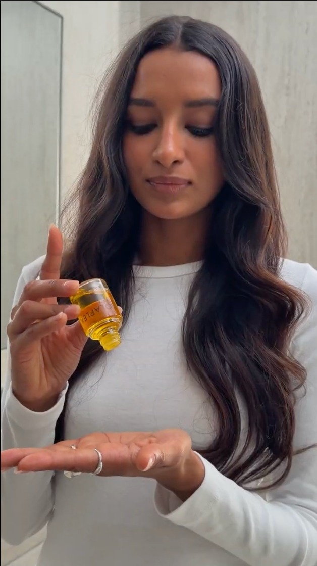 Olaplex Facebook ad: Stop overcomplicating your hair routine.