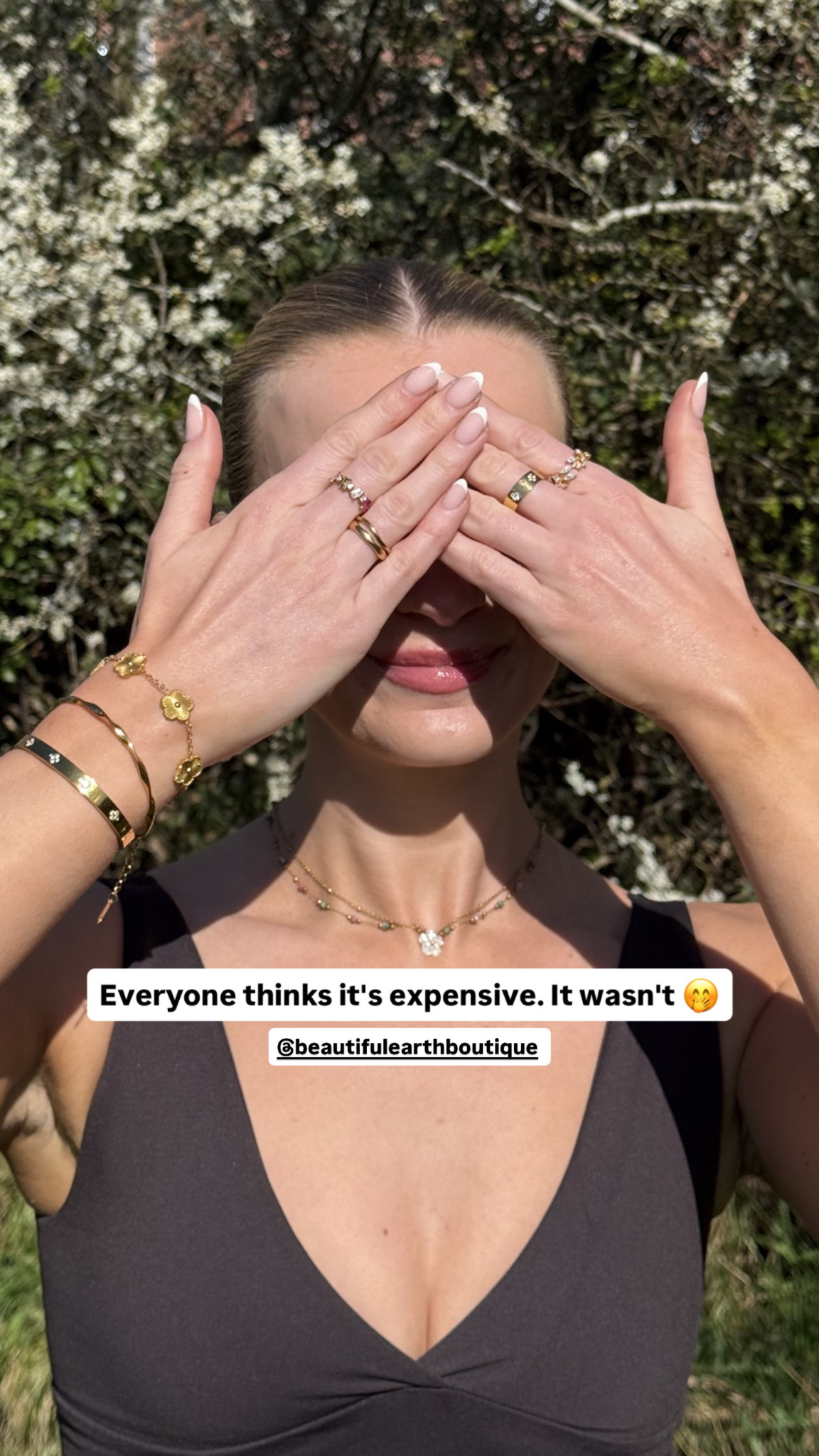 rheacooperx Facebook ad
