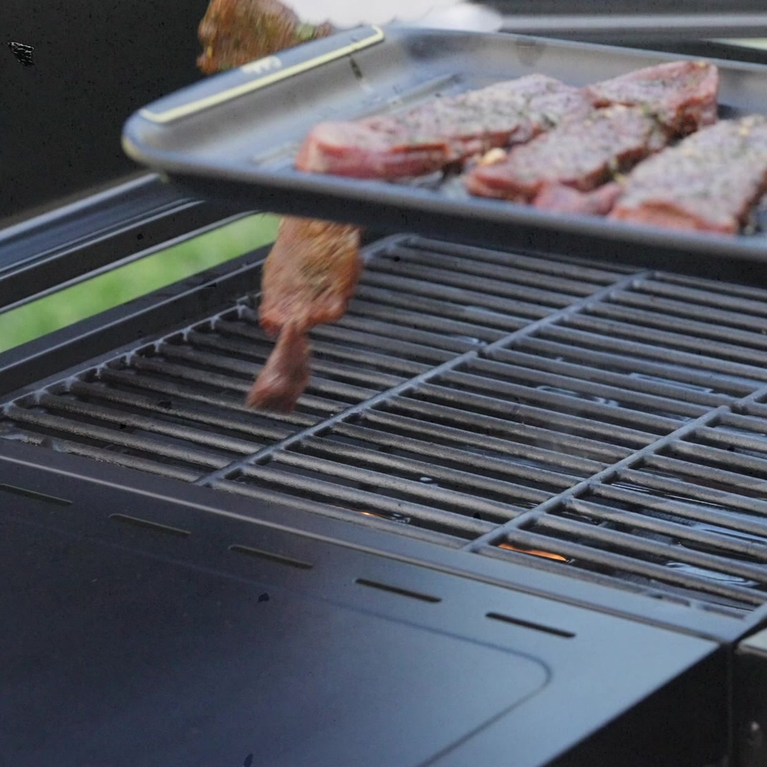 Bass Pro Shops Facebook ad: Versatile Grills. Endless Delicious Meals.