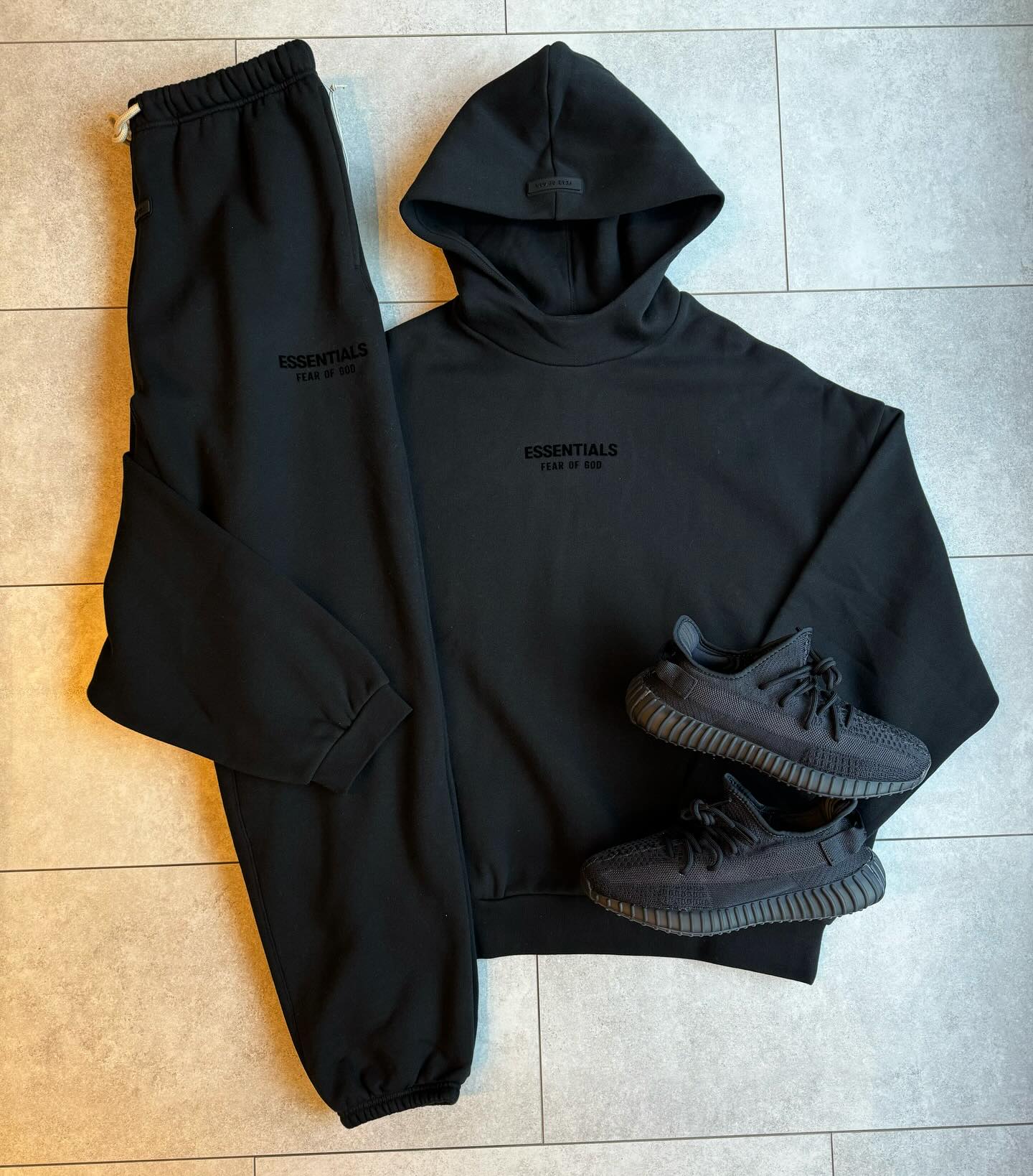 Forever Sourcing Facebook ad: All Black