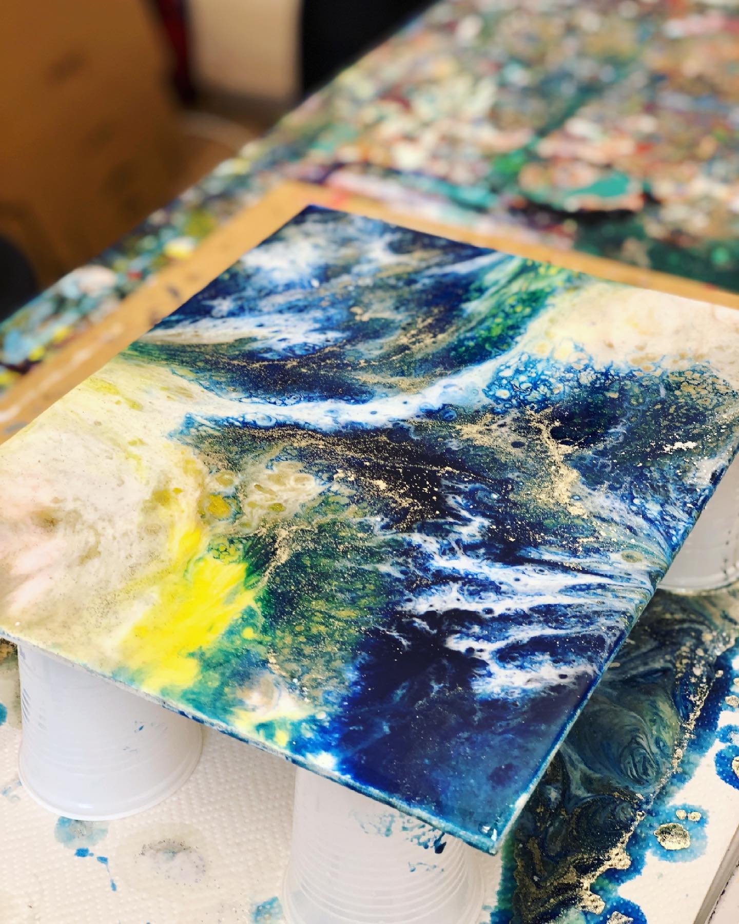 PaintEvents Facebook ad: Resin-Art Workshops in ZH