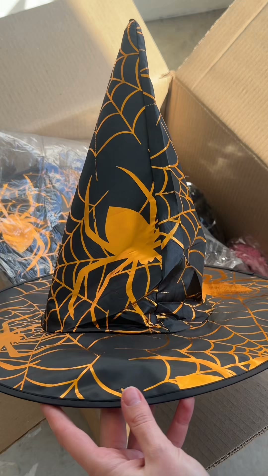 PlanetaFiesta Facebook ad: ¡ANTICIPATE A HALLOWEEN Y MAXIMIZÁ EL MARGEN DE…