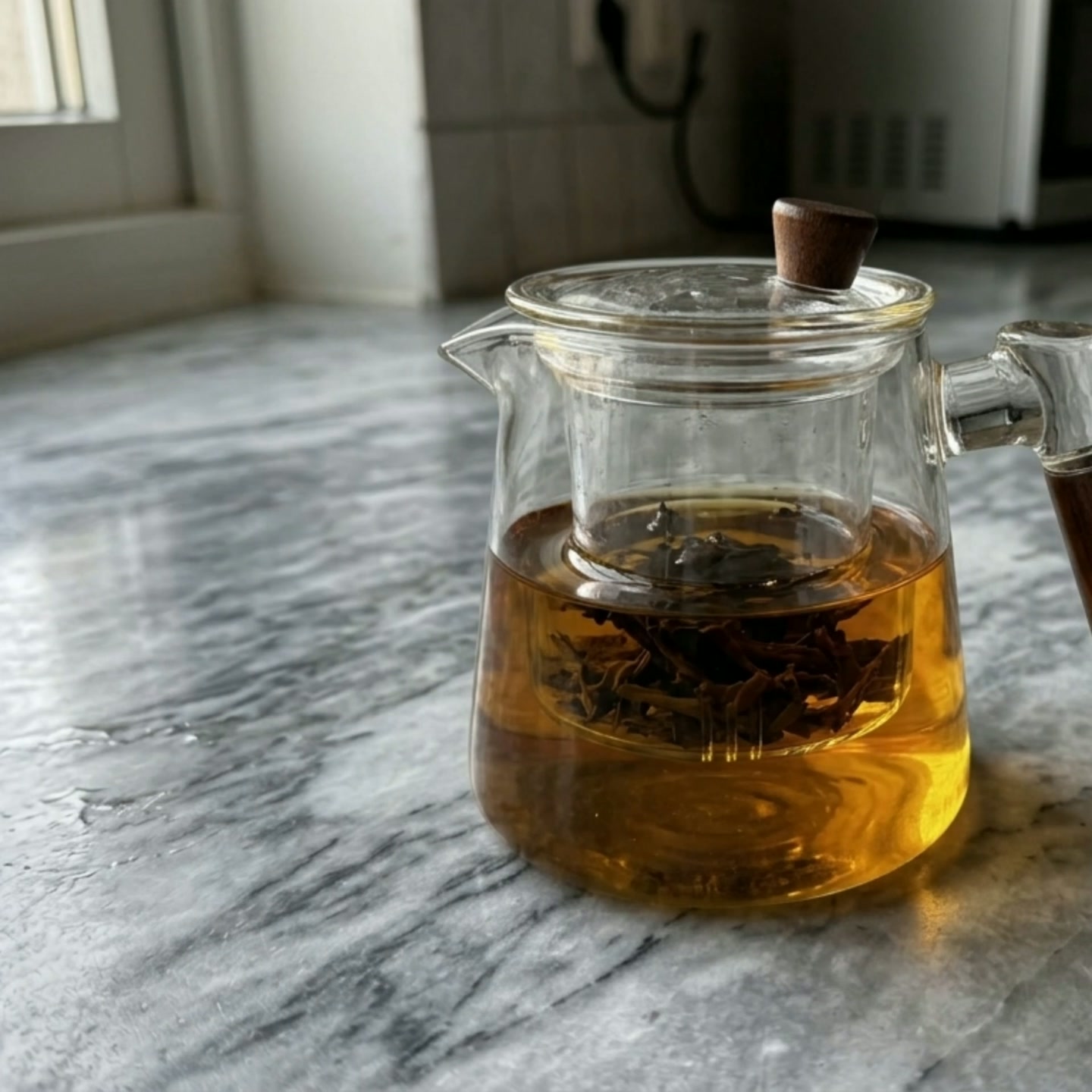 KTG-kitchen Appliance Facebook ad: Your Perfect Glass Teapot For Loose Leaf Tea