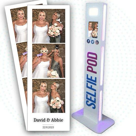 PictureBlast Photo Booth Hire Facebook ad: Perfect for Weddings & Parties!