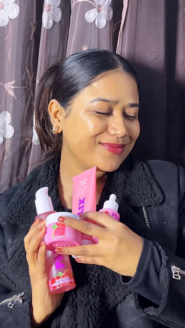 Plix Facebook ad: Comment for link