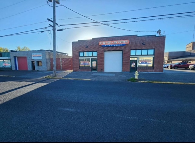 Five Star Auto Body Facebook ad: Five Star Longview