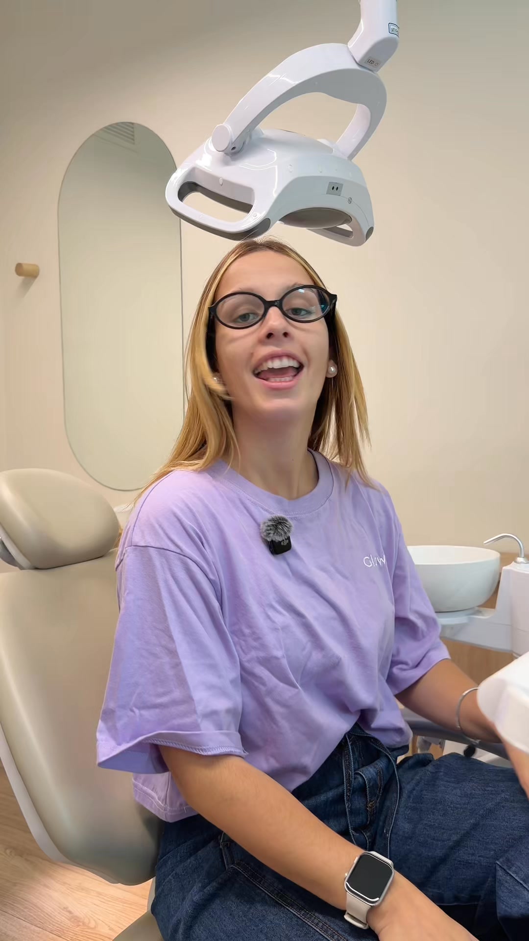 Glowup Argentina Facebook ad: La tecnología 3D al servicio de tu sonrisa.