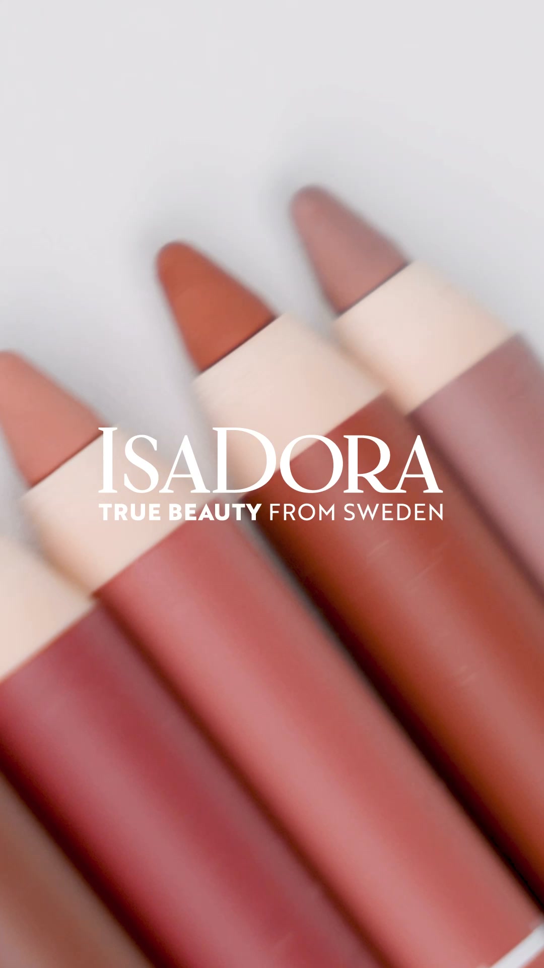 IsaDora International Facebook ad: Entdecken Sie The All-in-One Lipliner