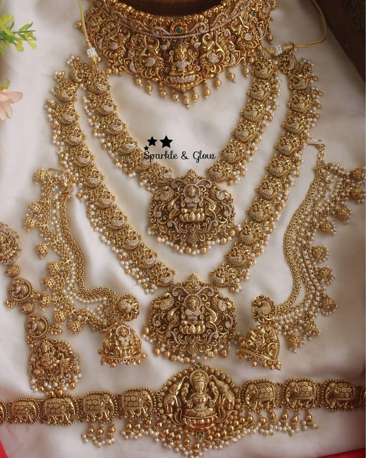 Meera fashion Facebook ad