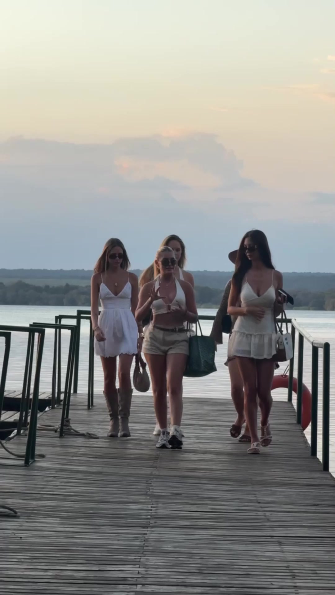 Shelby Sapp Facebook ad: #1 Remote Opportunity For Women