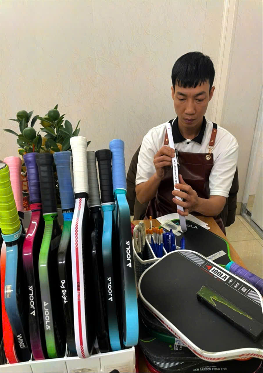 Hùng Sport Care - Sửa Vợt Pickleball & Thay Đế Giầy Thể Thao Facebook ad: HÙNG SPORTS CARE, CHUYÊN SỬA VỢT PICKLEBALL &…