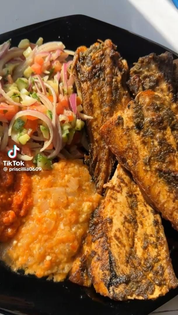 Resto Café Yopougon N'Djamena Facebook ad: Disponibles!