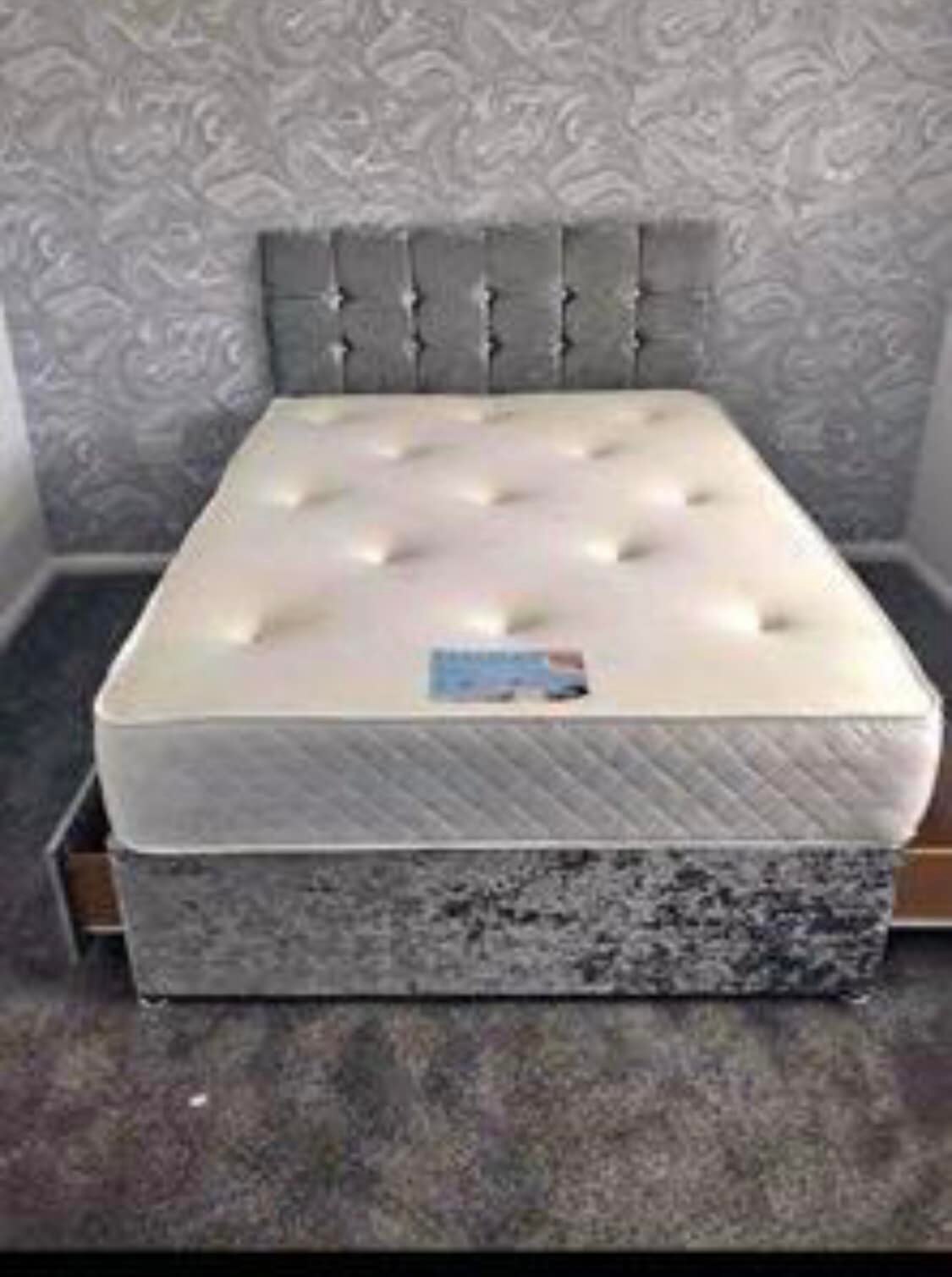 Gareth’s Divan Beds Facebook ad: Closing down sale!