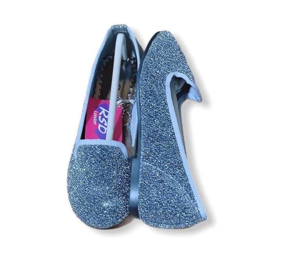Shopdotcom Facebook ad: Available for Sale