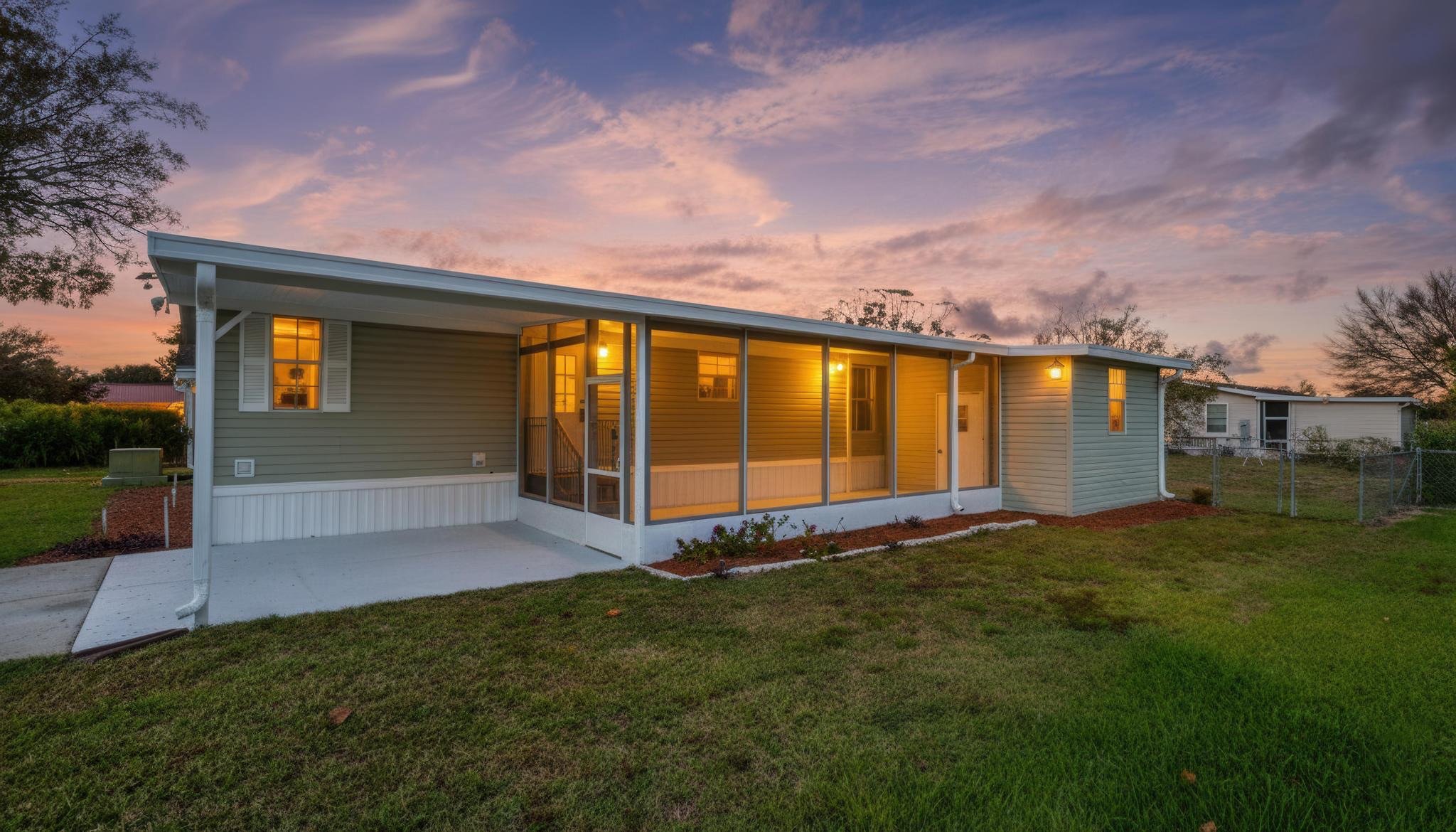 Elliot N Linda Vazquez Facebook ad: 3 Beds 2 Baths House