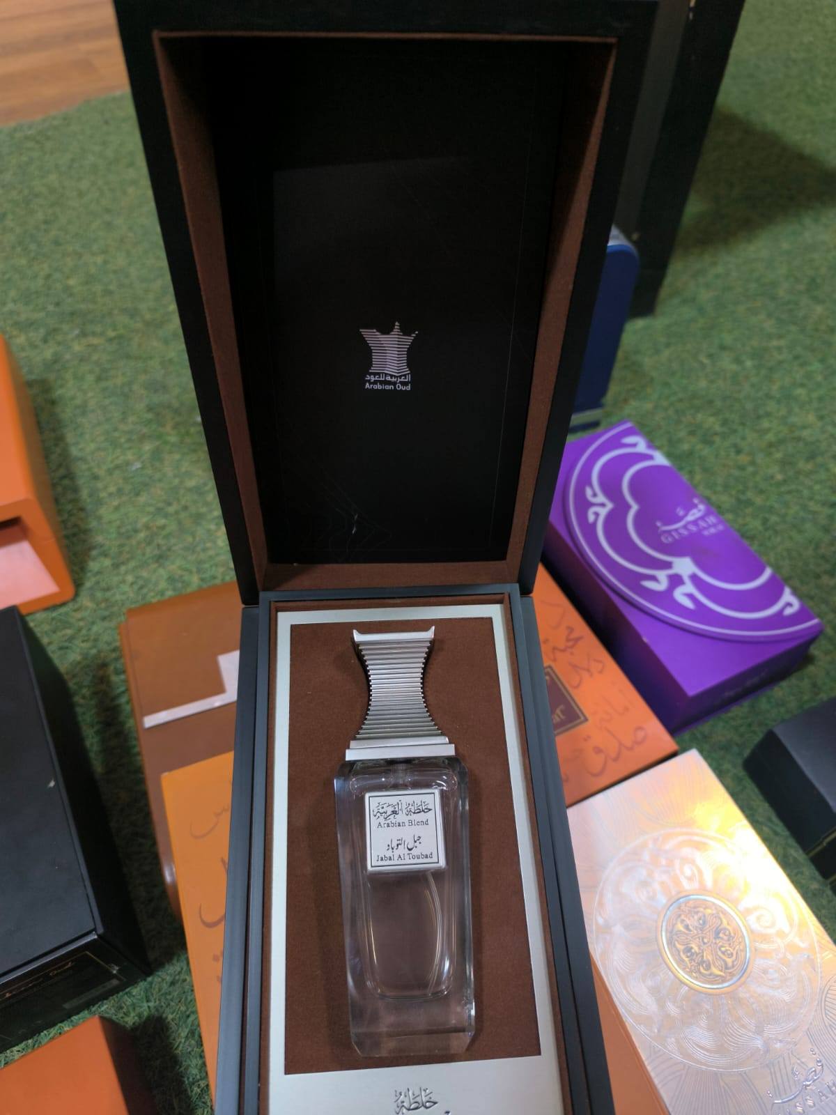 Havan Perfumes Facebook ad: باقه من افخر العطور العربيه والعالميه في انتظارك.