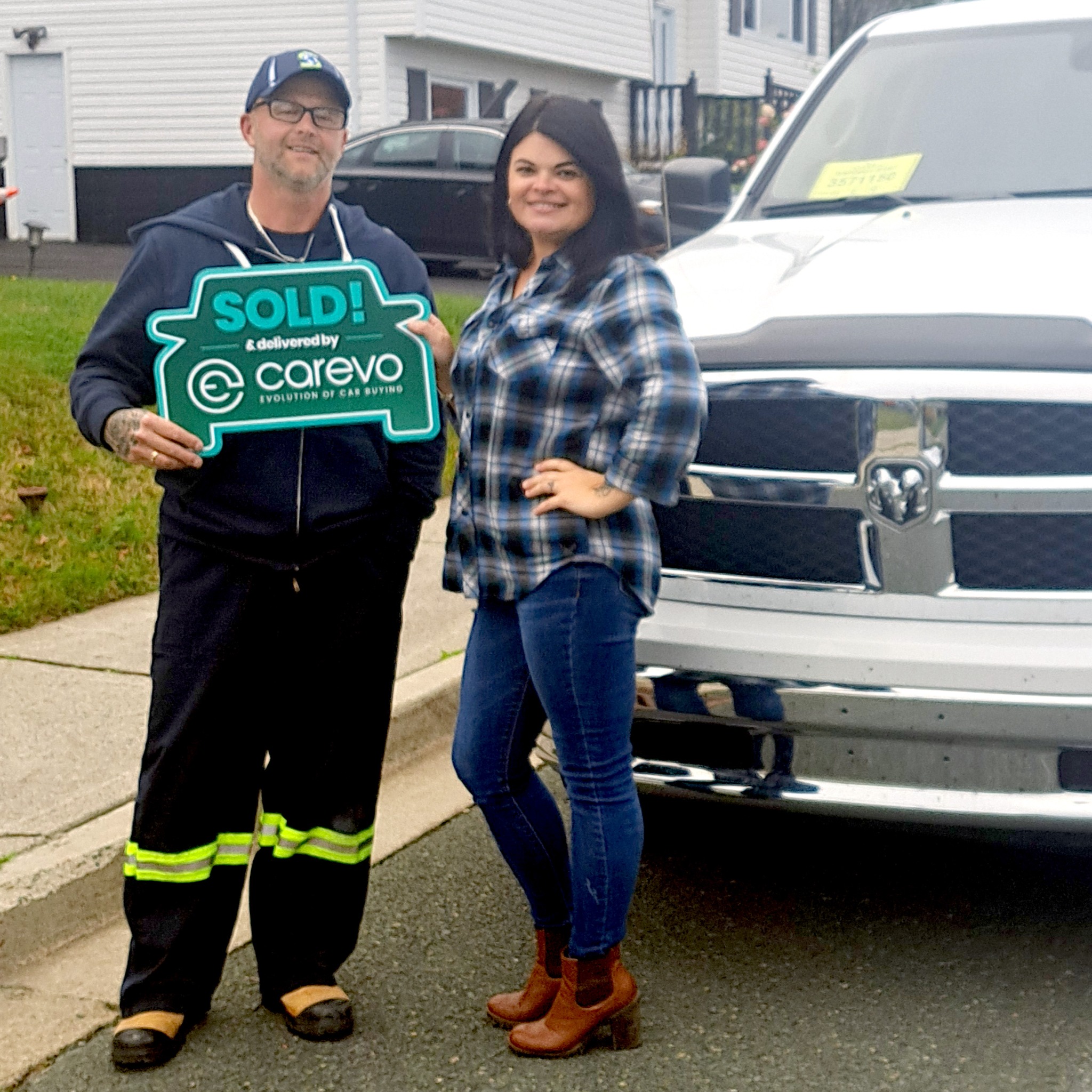 Carevo Facebook ad: The CarEvo family keeps growing and growing!