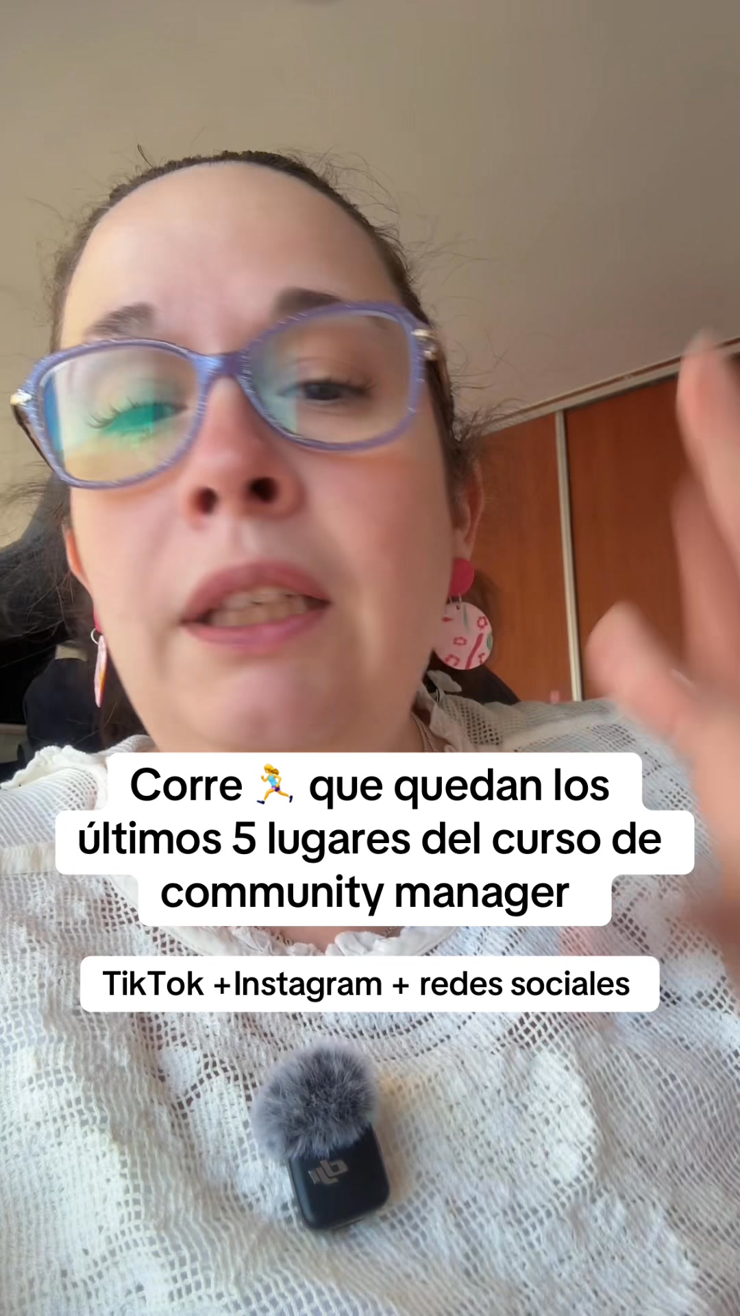 Mujeres que Emprenden Facebook ad: ¡Atención!