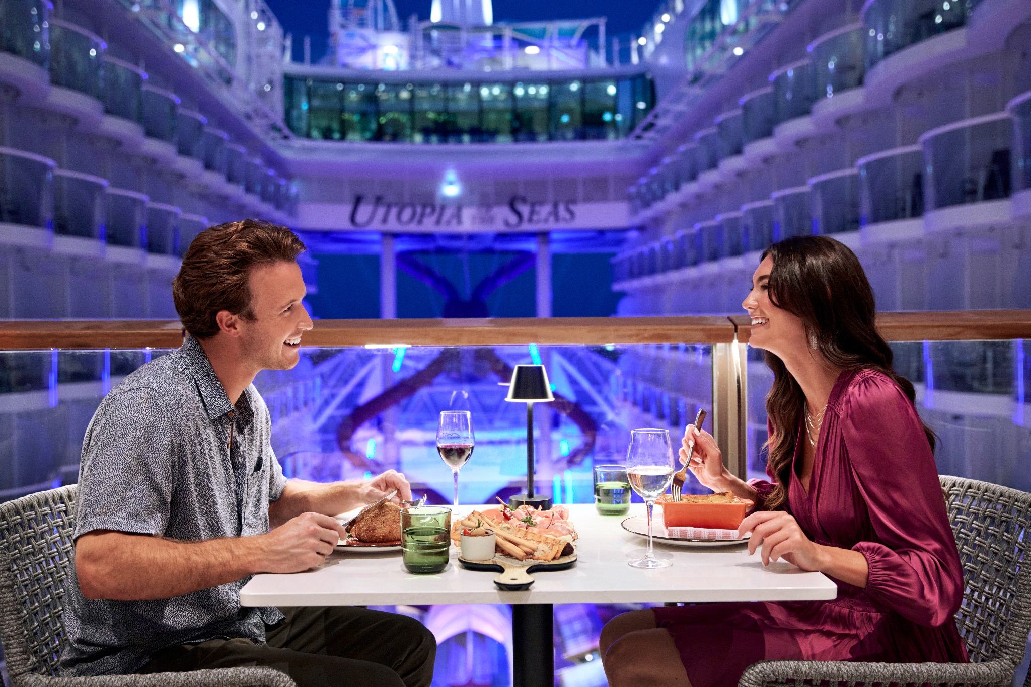 iCruise.com Facebook ad