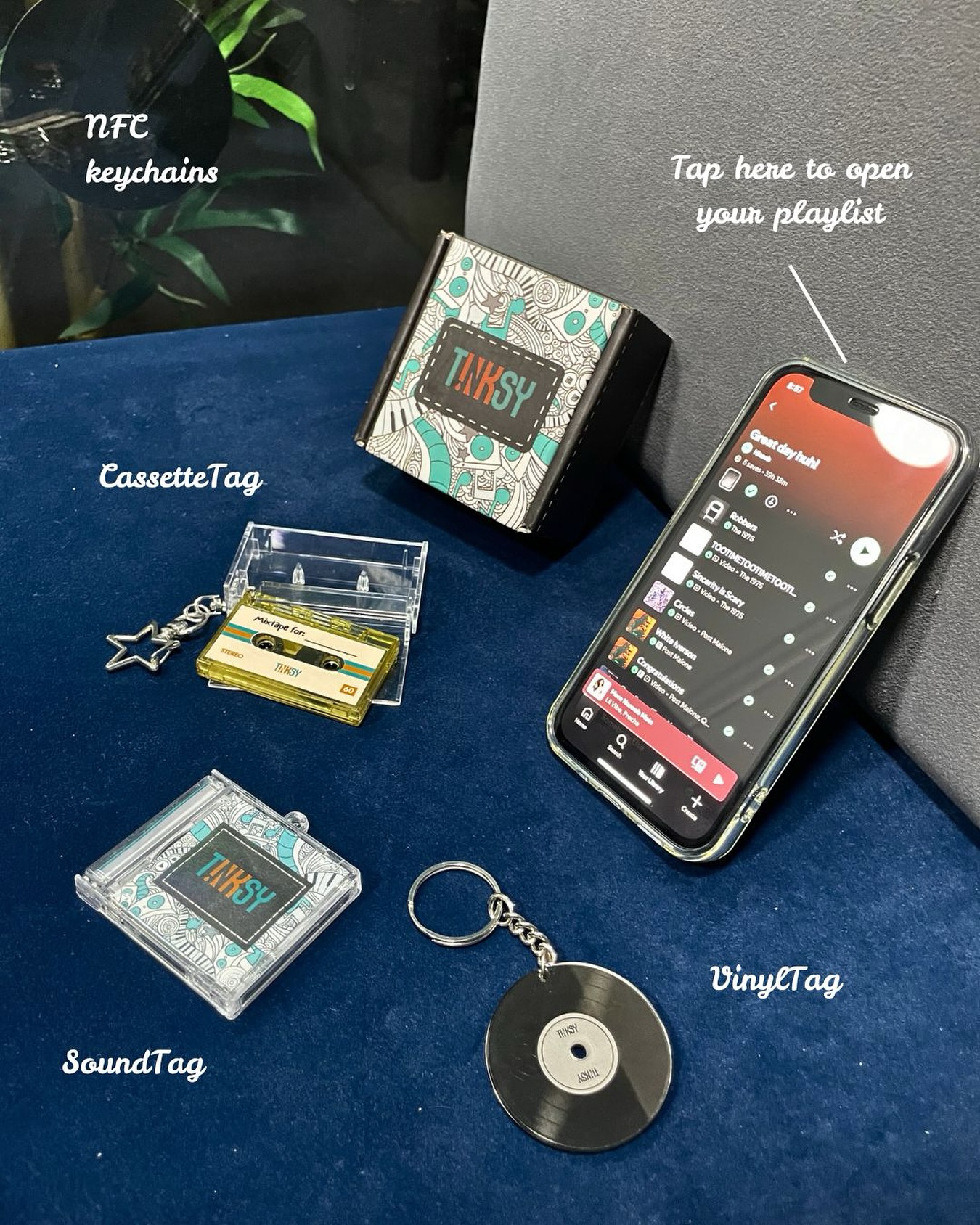 Tinksy Facebook ad: Music Keychain