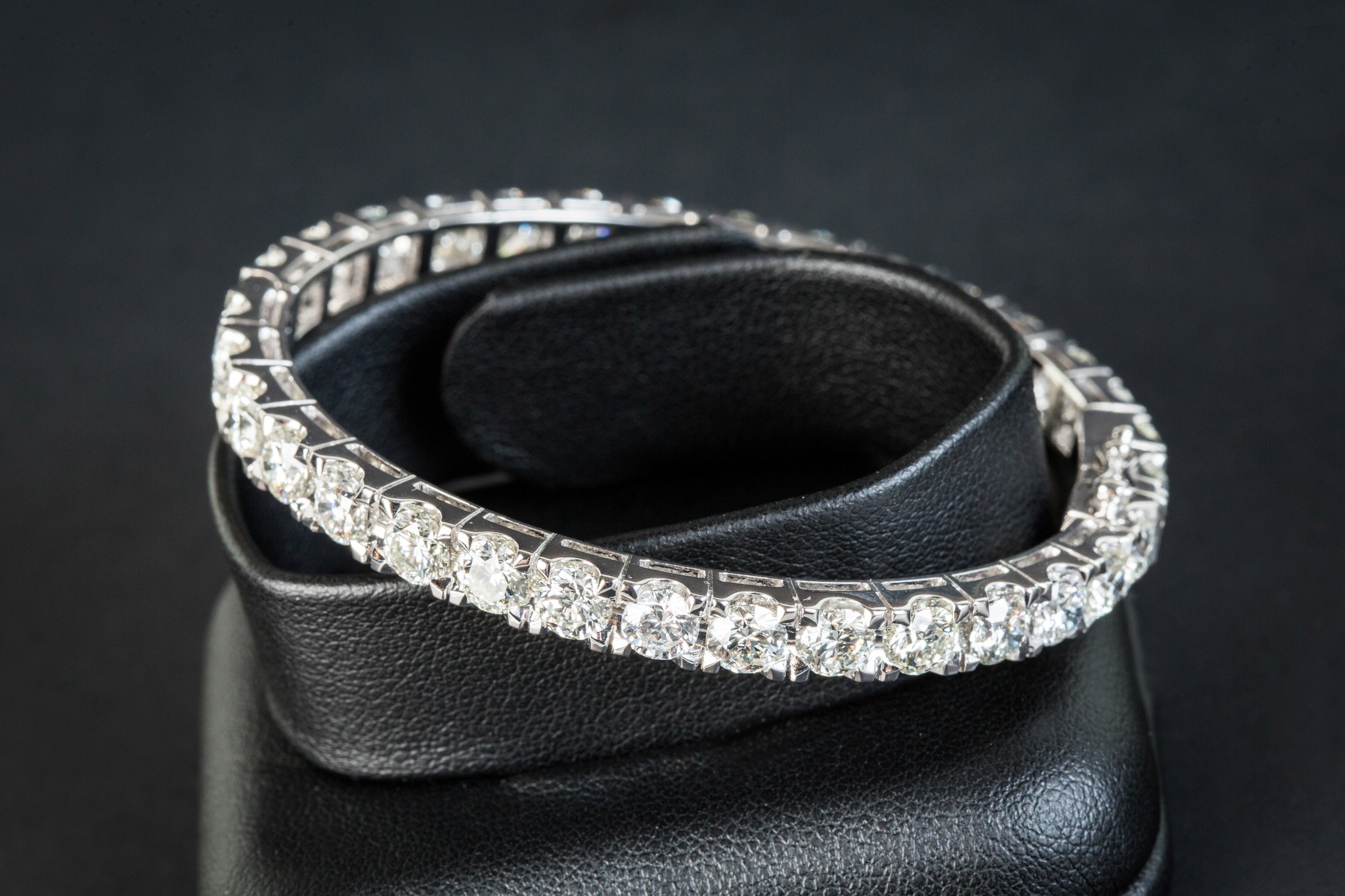 Middleton Jewelers Facebook ad