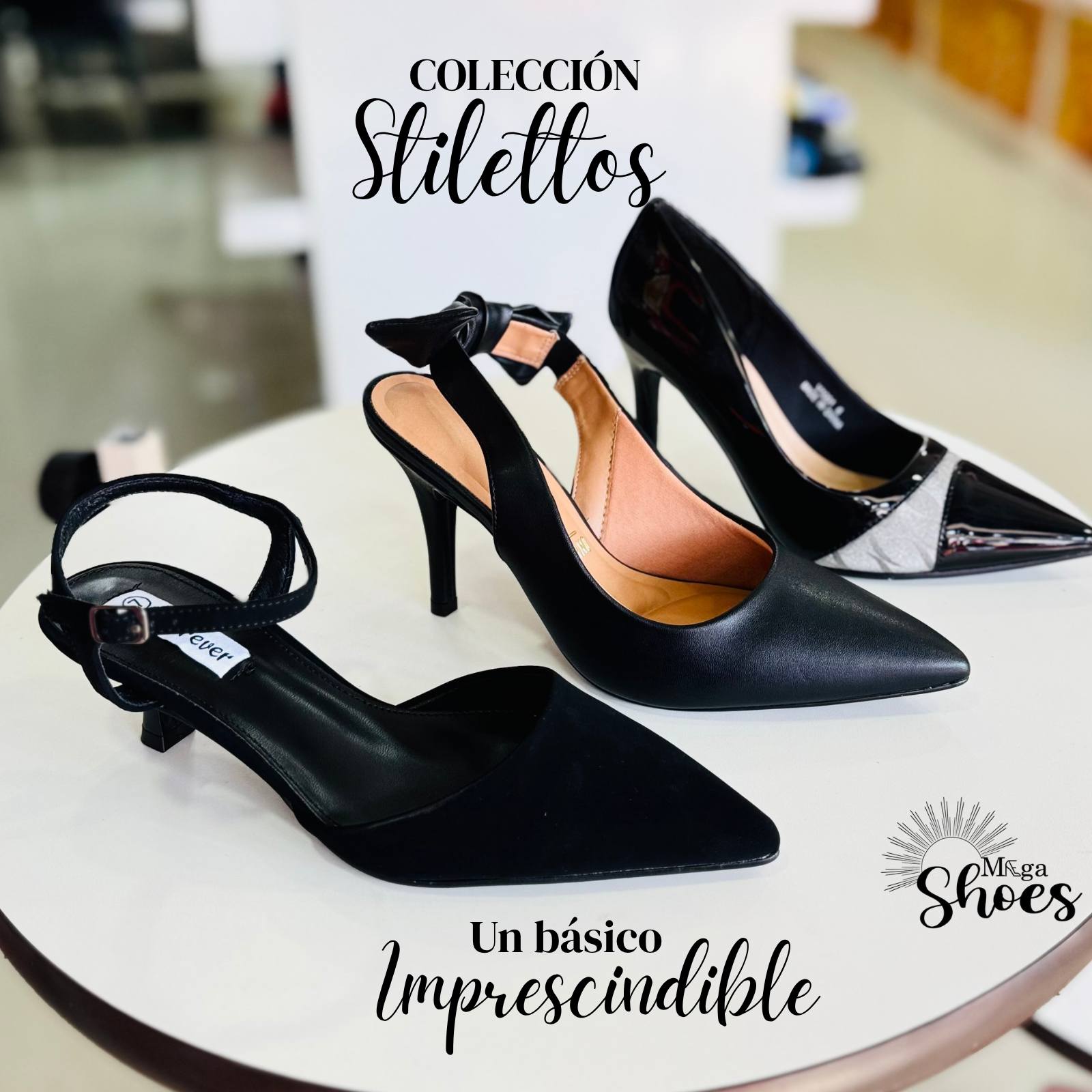 Mega Shoes N.A Facebook ad: Chatea con nosotros