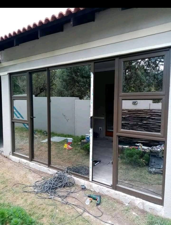 Nqobile Dlamini Facebook ad: I do manufacture aluminium doors, garages and doors…