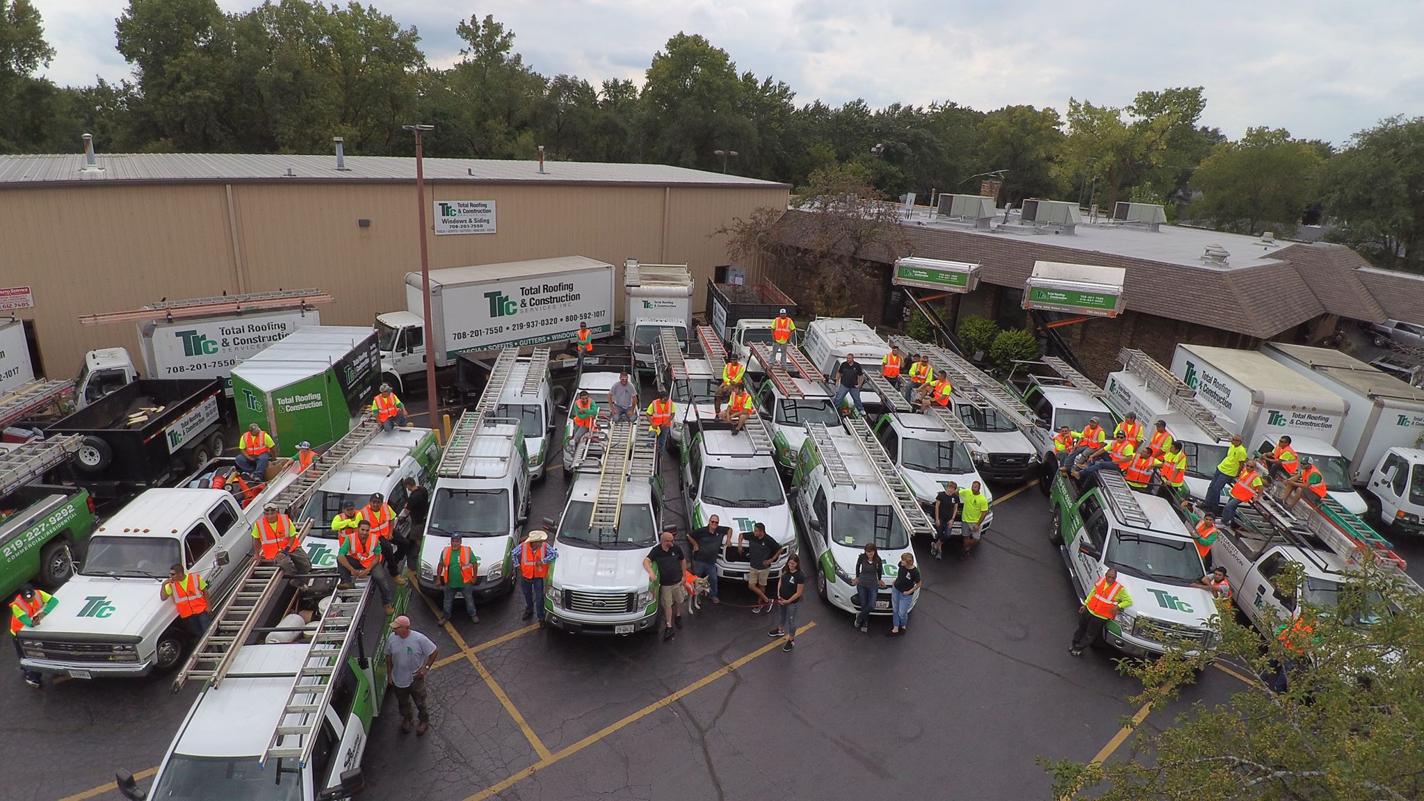 Total Roofing and Construction Facebook ad: NOW HIRING: EXTERIOR SALES REPRESENTATIVE, NW Indiana &…