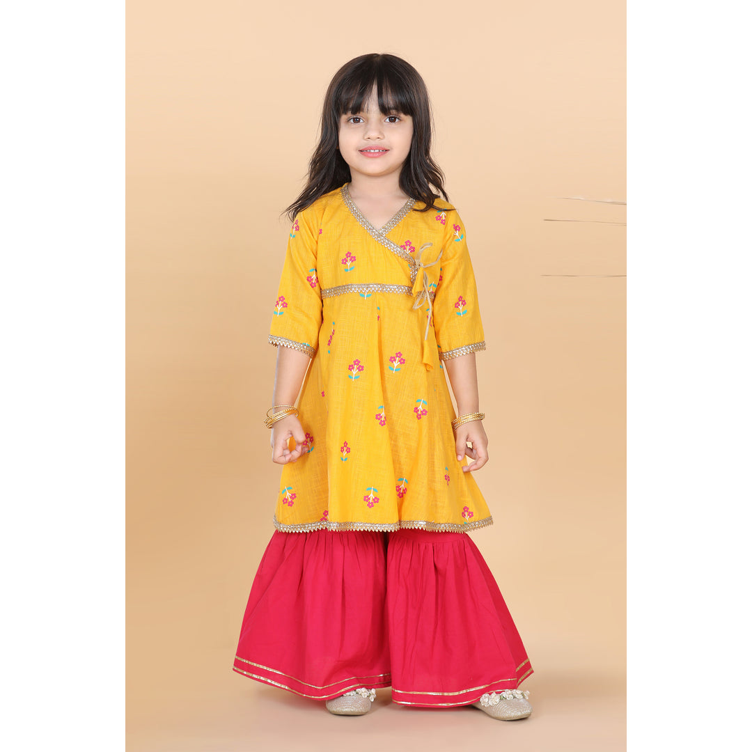 AJ Dezines Facebook ad: Fashion That Makes Childhood More Memorable