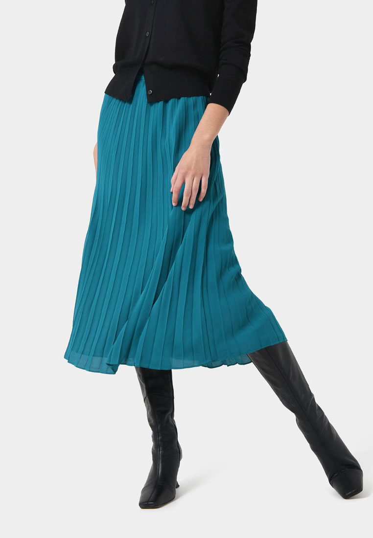 ZALORA Facebook ad