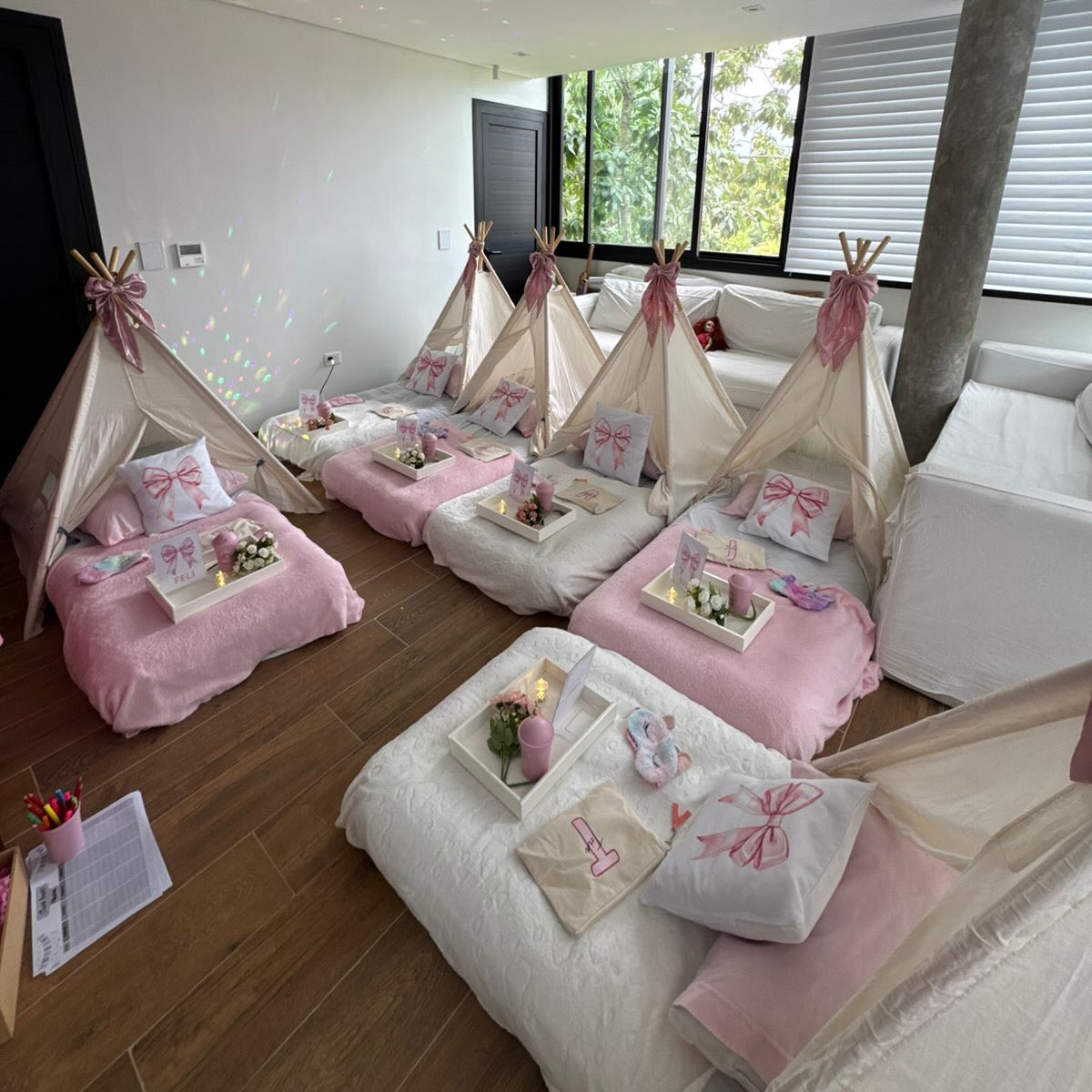 Nuna Nunera Facebook ad: segunda pijamada del sábado