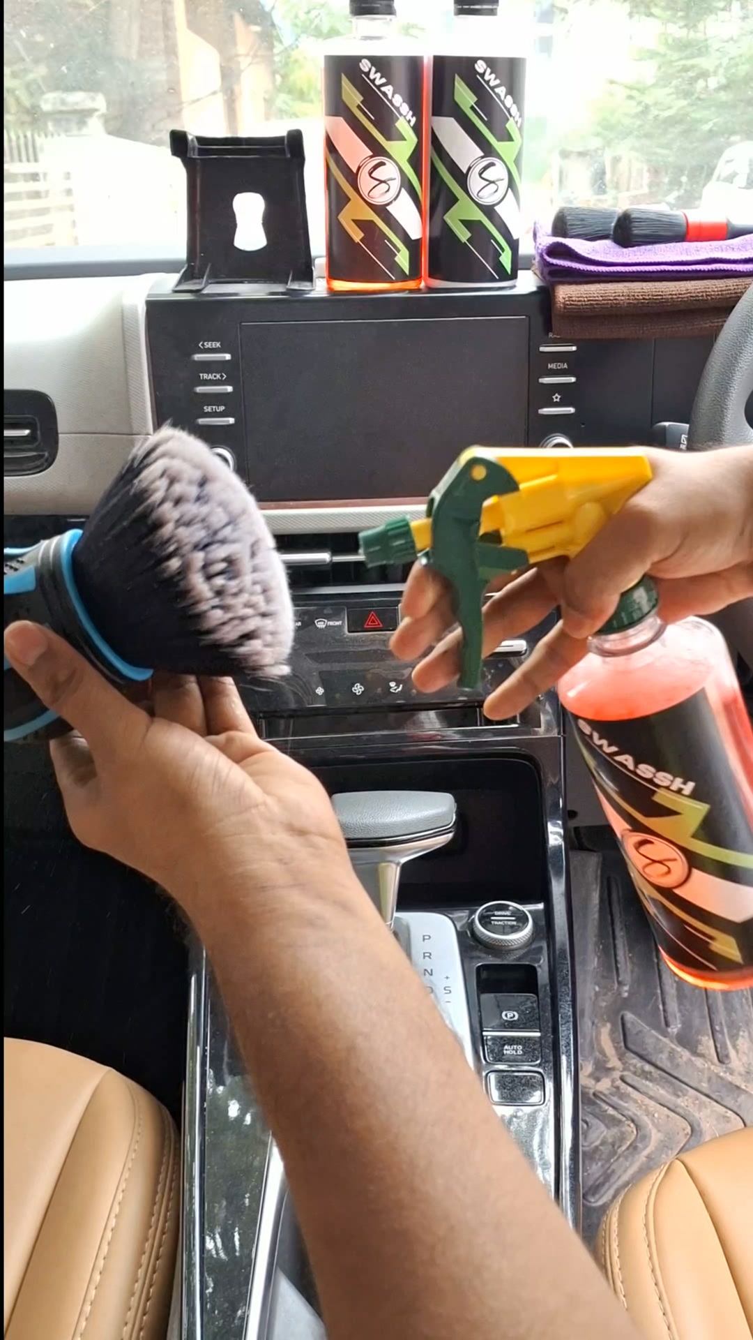 Swassh-Car Cleaning Services Facebook ad: Car cleaning at your doorstep