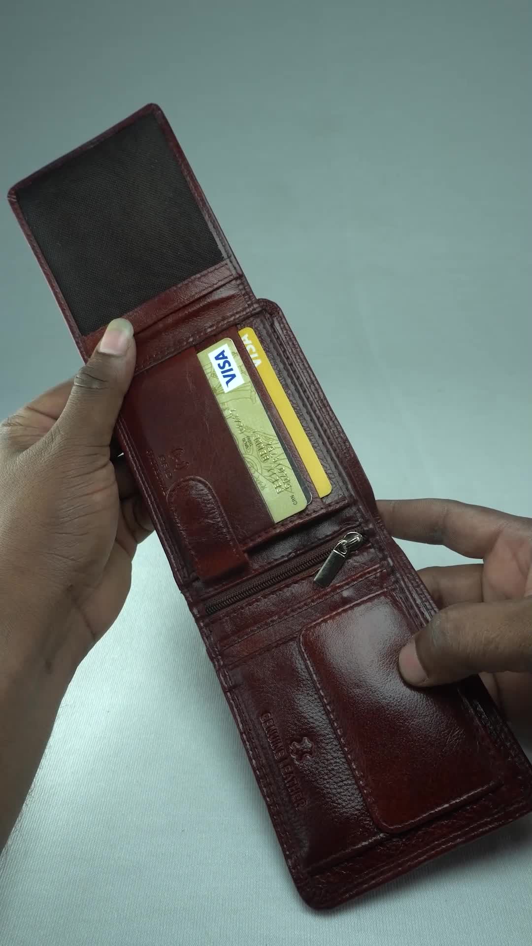 Belford England Facebook ad: Cambridge Mens Leather Wallet - Flat 60% Off