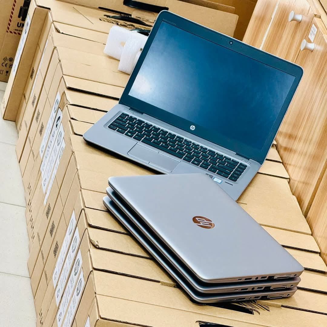 Laptop Zone Facebook ad: ๐๐ข๐ข๐ฆ๐ง๐๐ญ ๐ฉ๐ข๐ง๐ฅ๐ ๐ฃ๐ฅ๐ข๐๐จ๐๐ง๐๐ฉ๐๐ง๐ฬโฆ