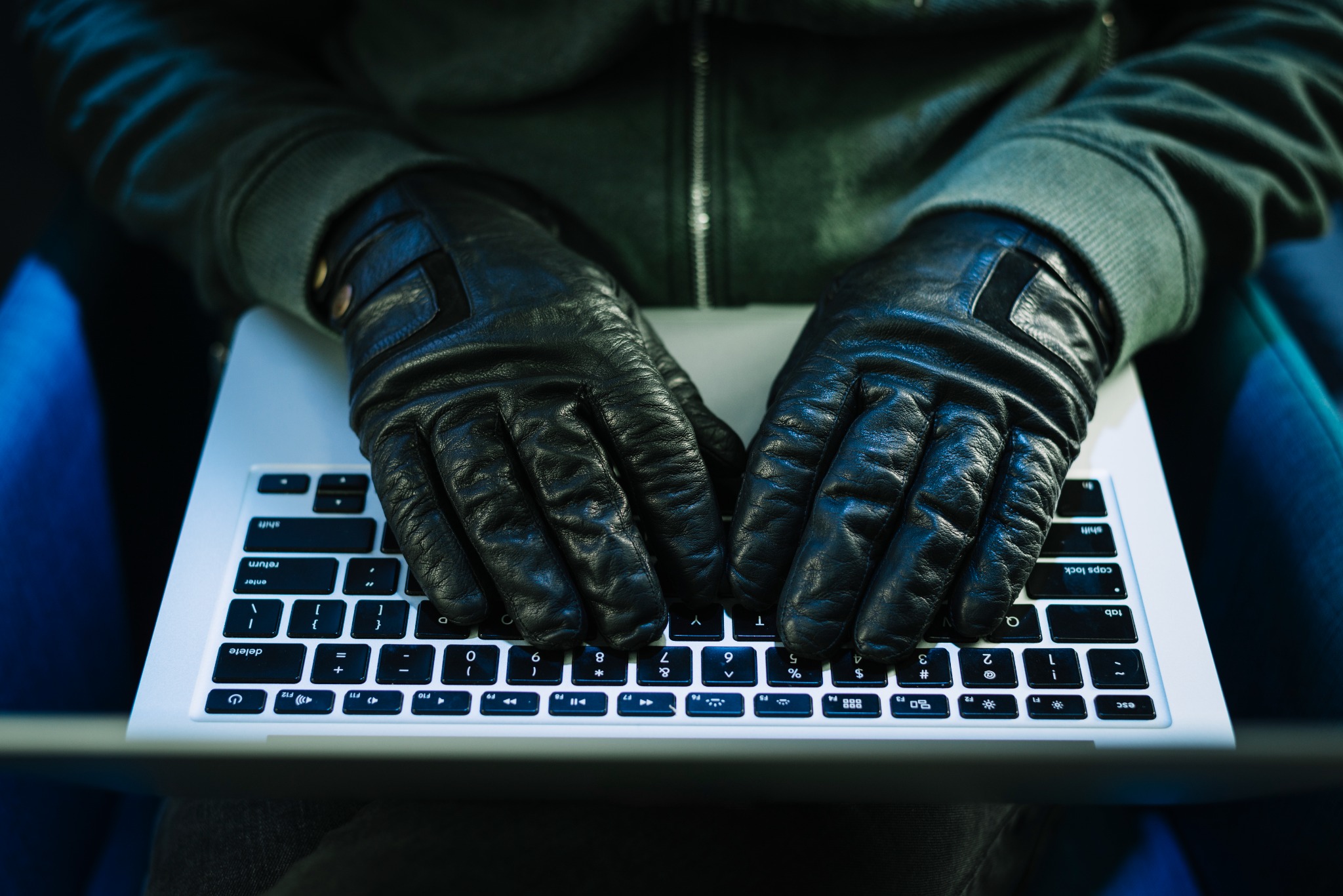 Irene Sandoval Facebook ad: REGISTER: How I Protect My Identity From Hackers