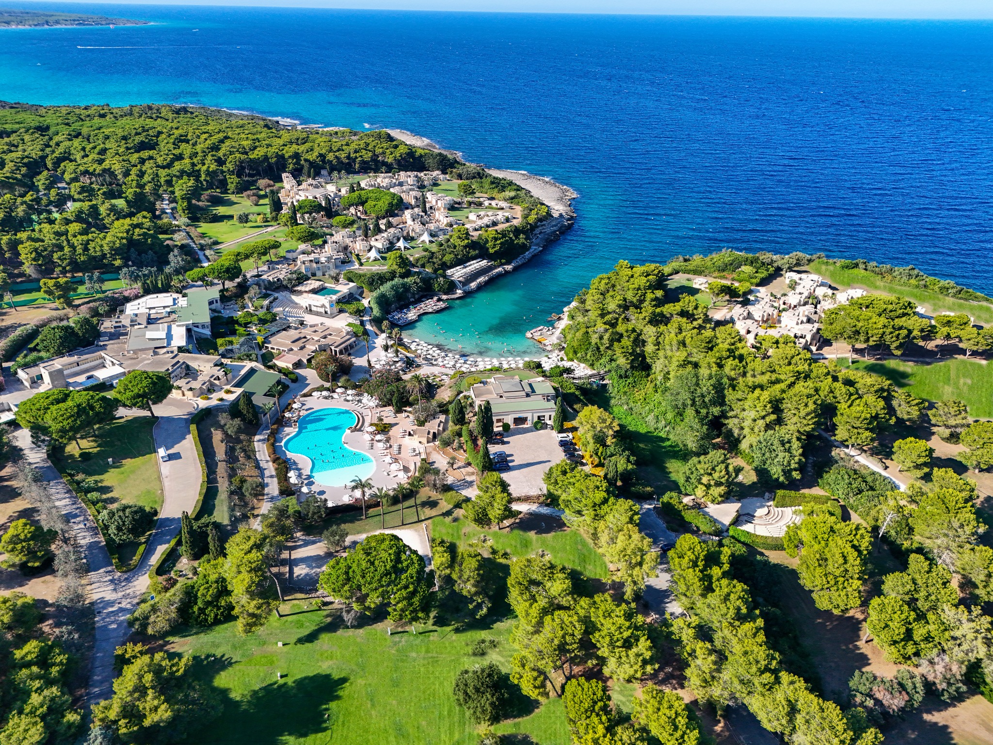 Le Cale d'Otranto - Beach Resort Facebook ad: Prenota subito la tua Vacanza nei nostri villaggi…