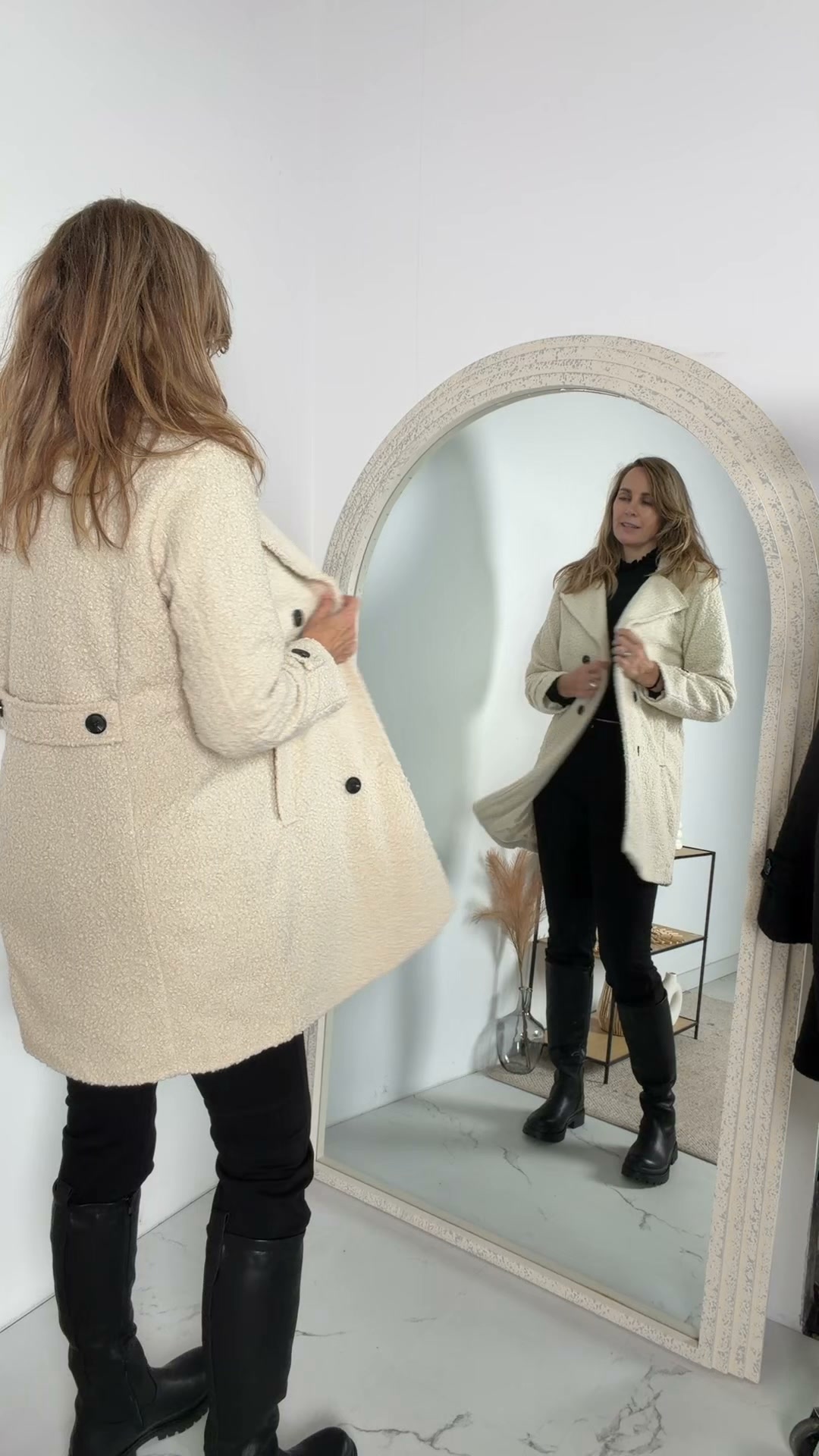 Chery Style Facebook ad: Jouw everyday tussenjas