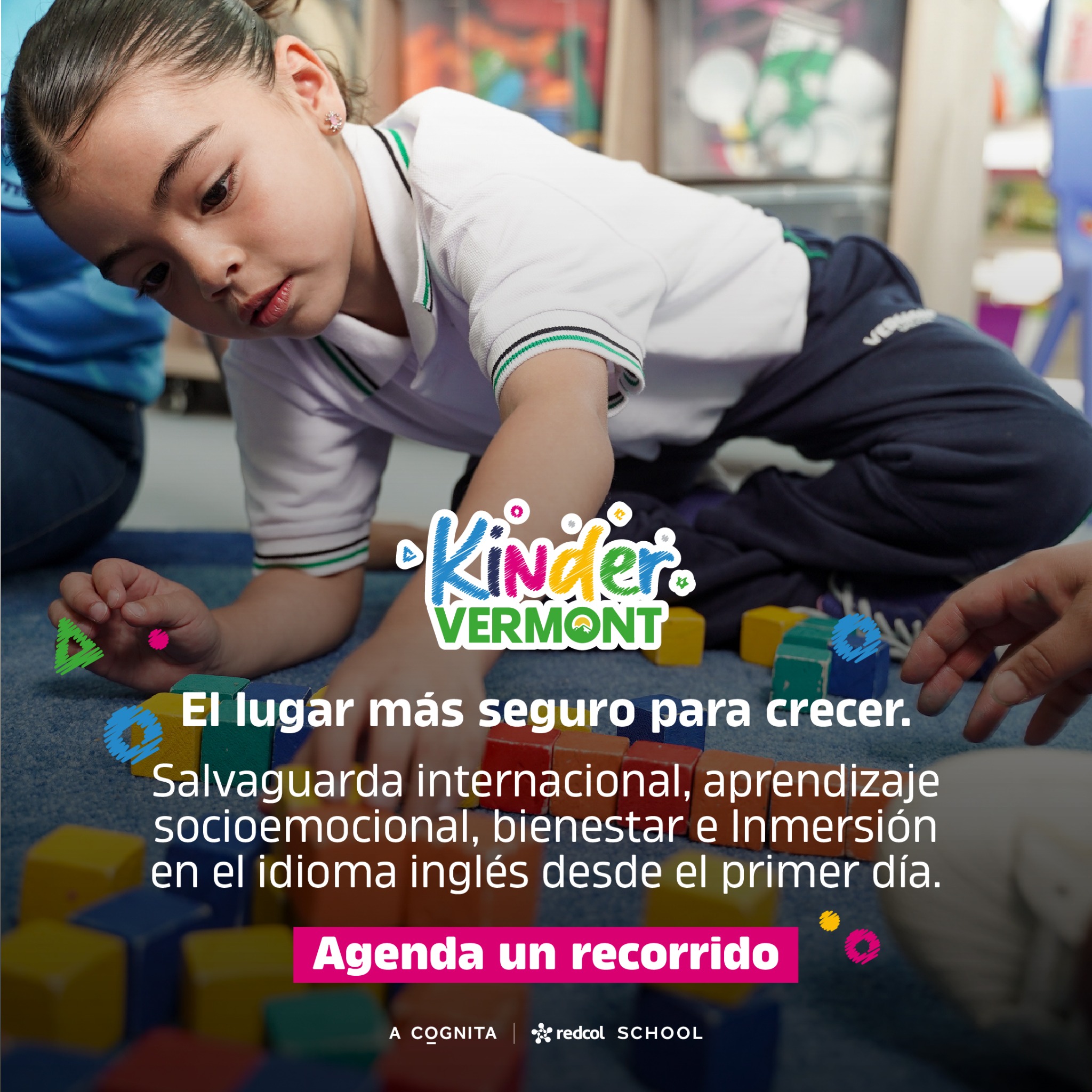 Vermont School Medellín Facebook ad: Agenda un recorrido