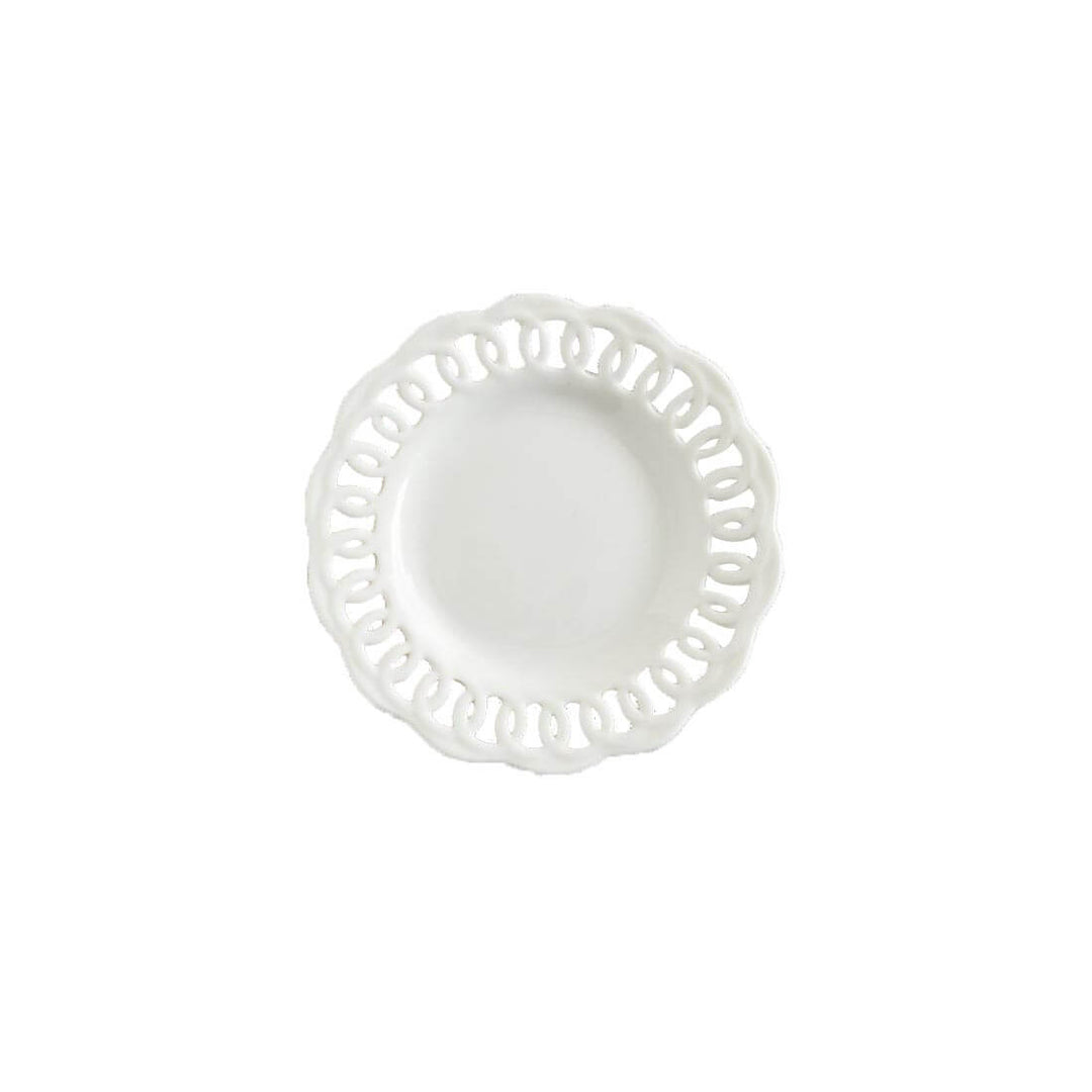 Plate & Peonie Facebook ad: Effortless luxury gifting.