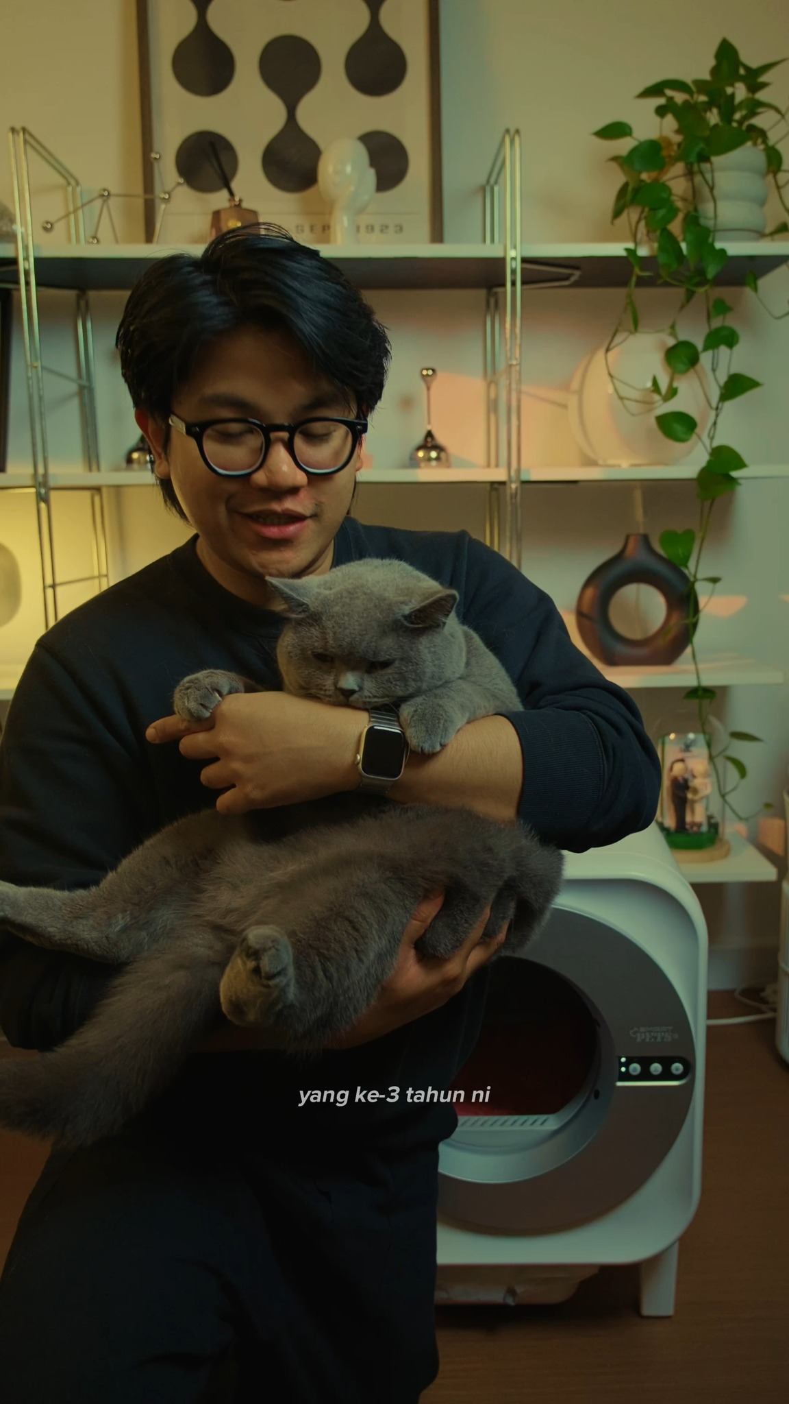 Smart Pets Malaysia Facebook ad: Bela kucing pun boleh jadi lebih hygienic, clean…