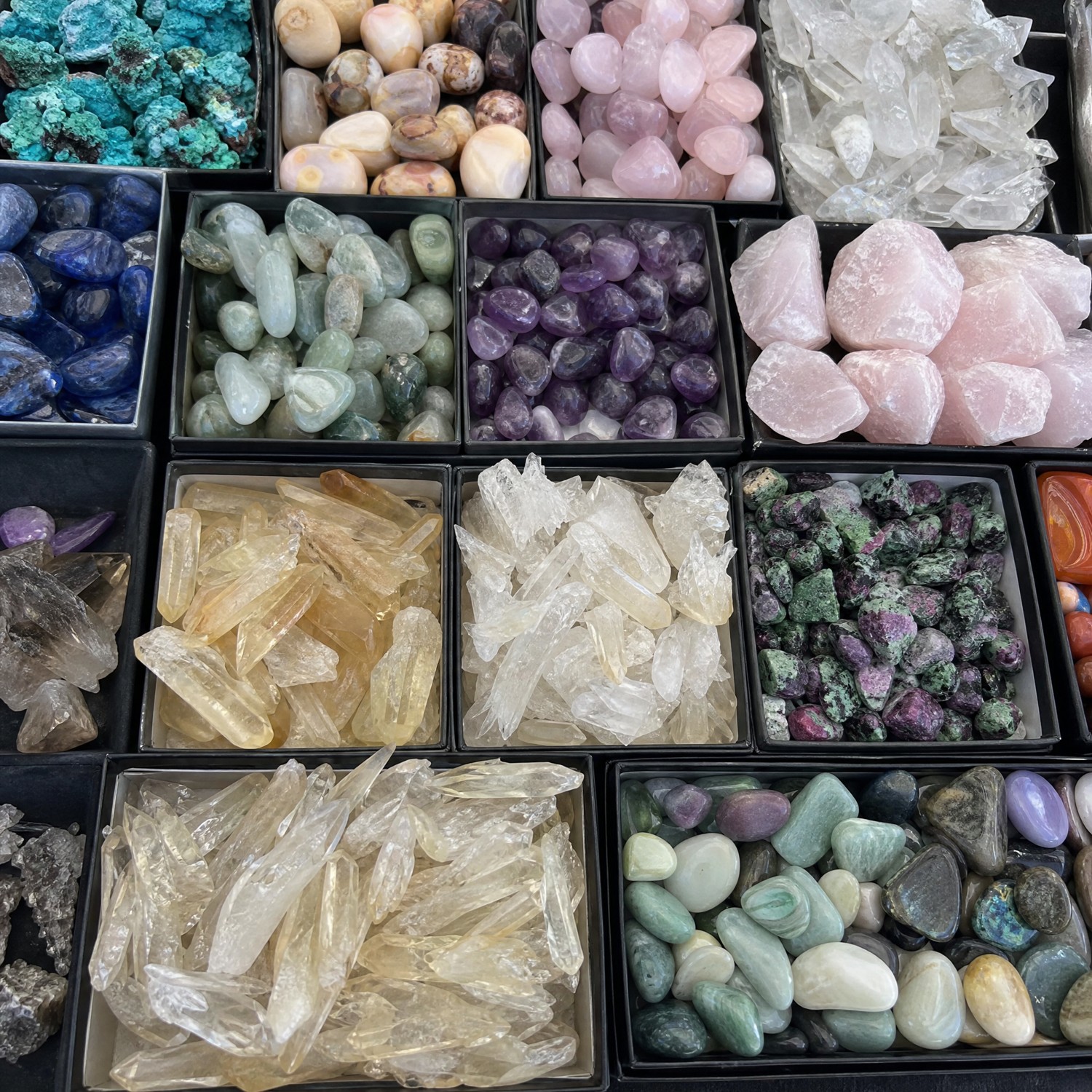 Spirit Magicka Crystals Facebook ad: Crystals Up to 90% Off