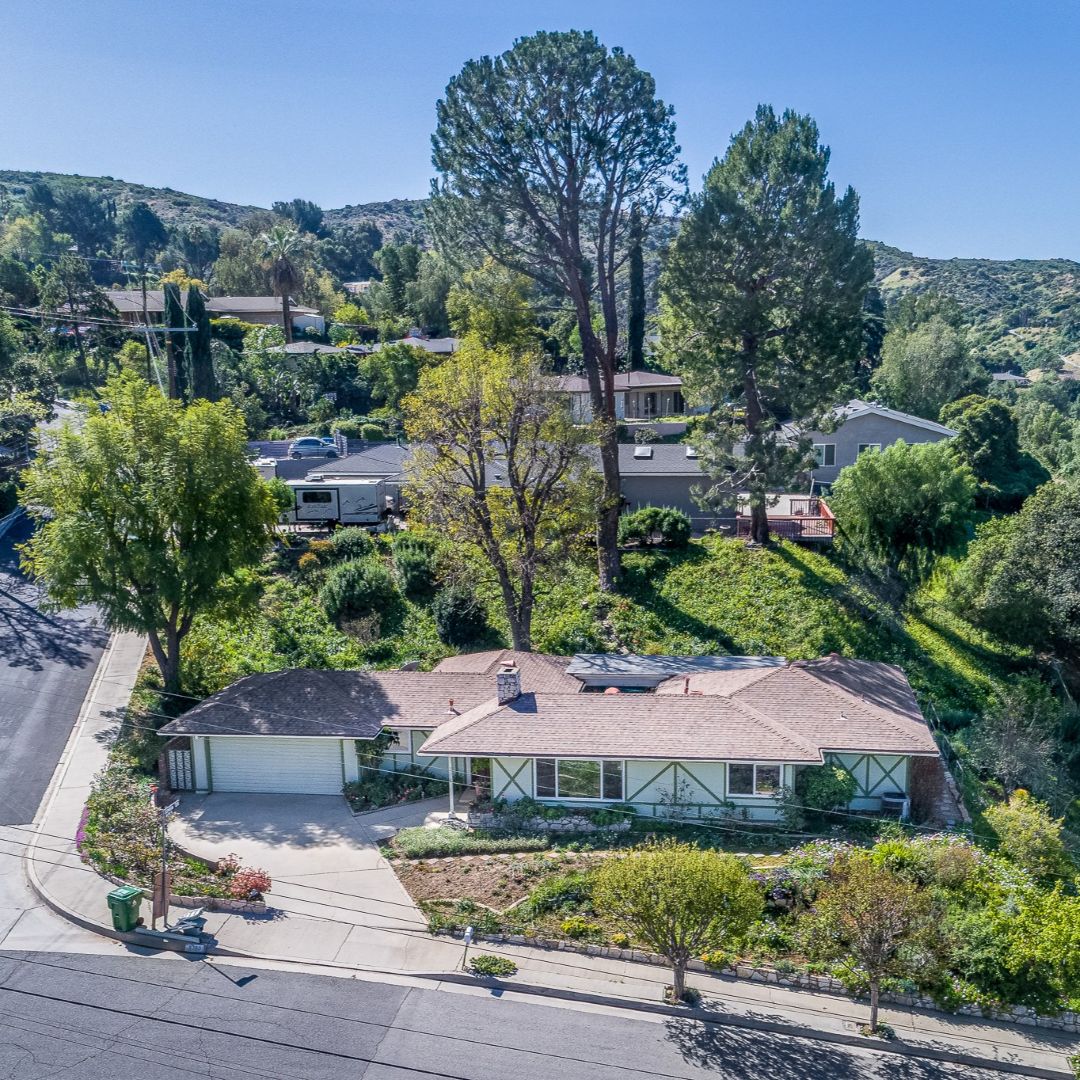 Select Service Realty Facebook ad: Fresh modern renovation meets hillside views and…