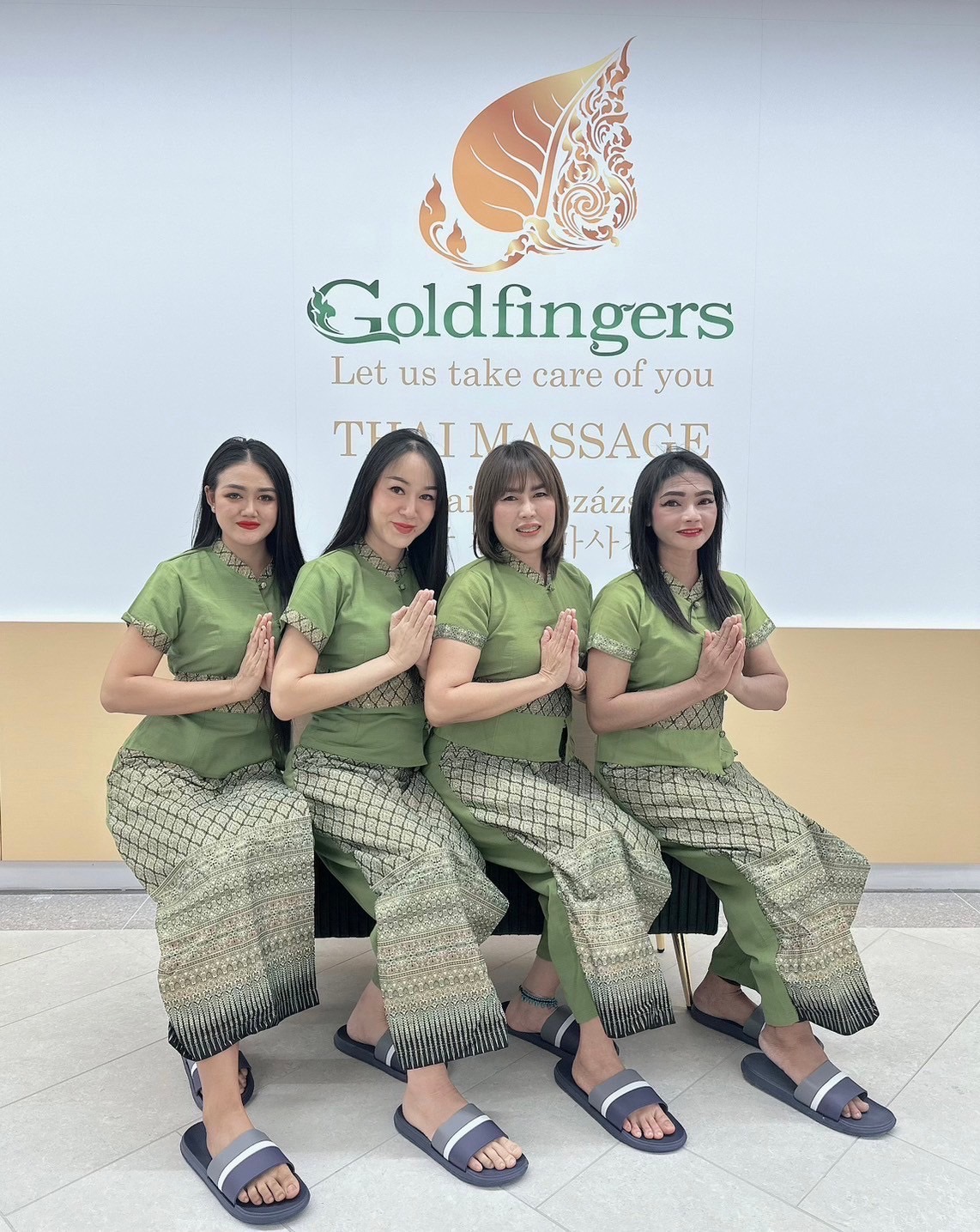 Goldfingers Thai Massage Gobuda Facebook ad from Nov 3, 2025
