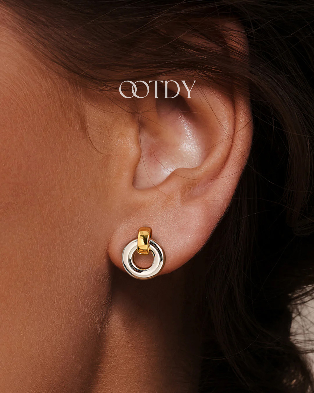 OOTDYofficial Facebook ad