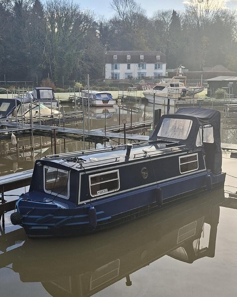 Allington Marina Facebook ad: 1990 Springer Waterbug