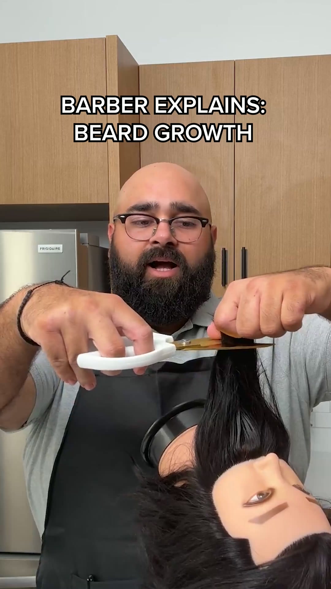 Beard Club Facebook ad: Meet This 5 Star Beard Kit