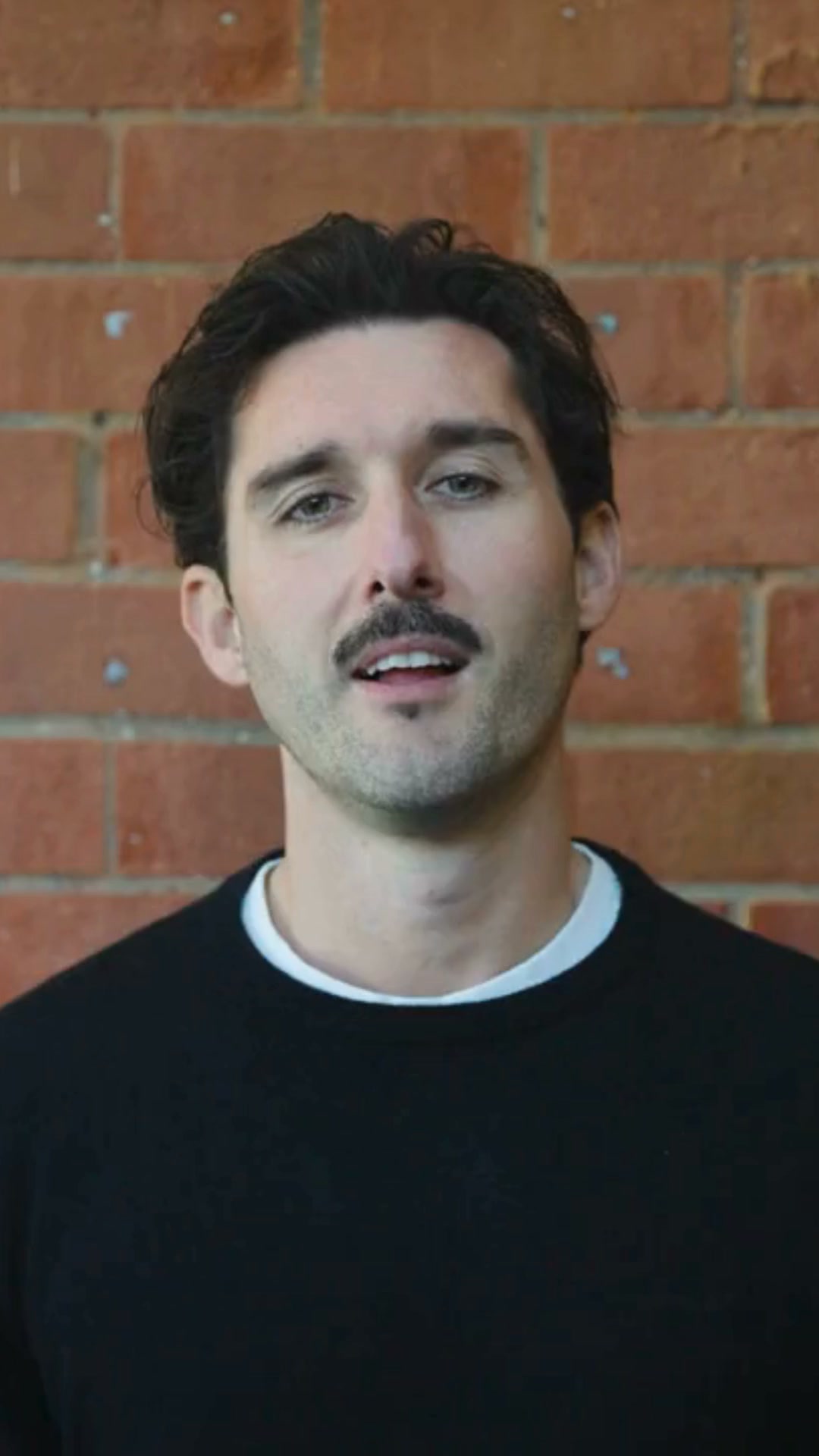 Loudachris Digital Marketing Facebook ad: Hear it from Stefan